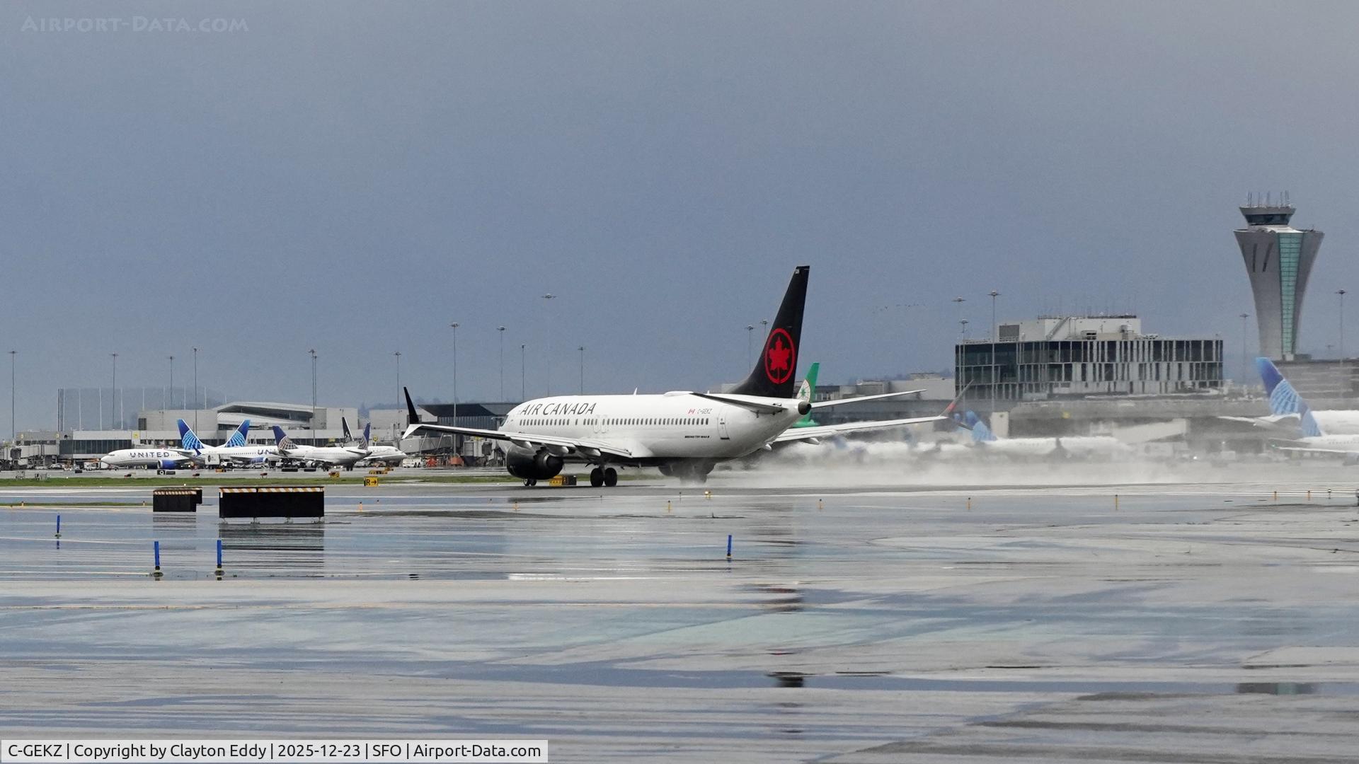 C-GEKZ, 2019 Boeing 737-8 MAX C/N 61236, SFO 2025