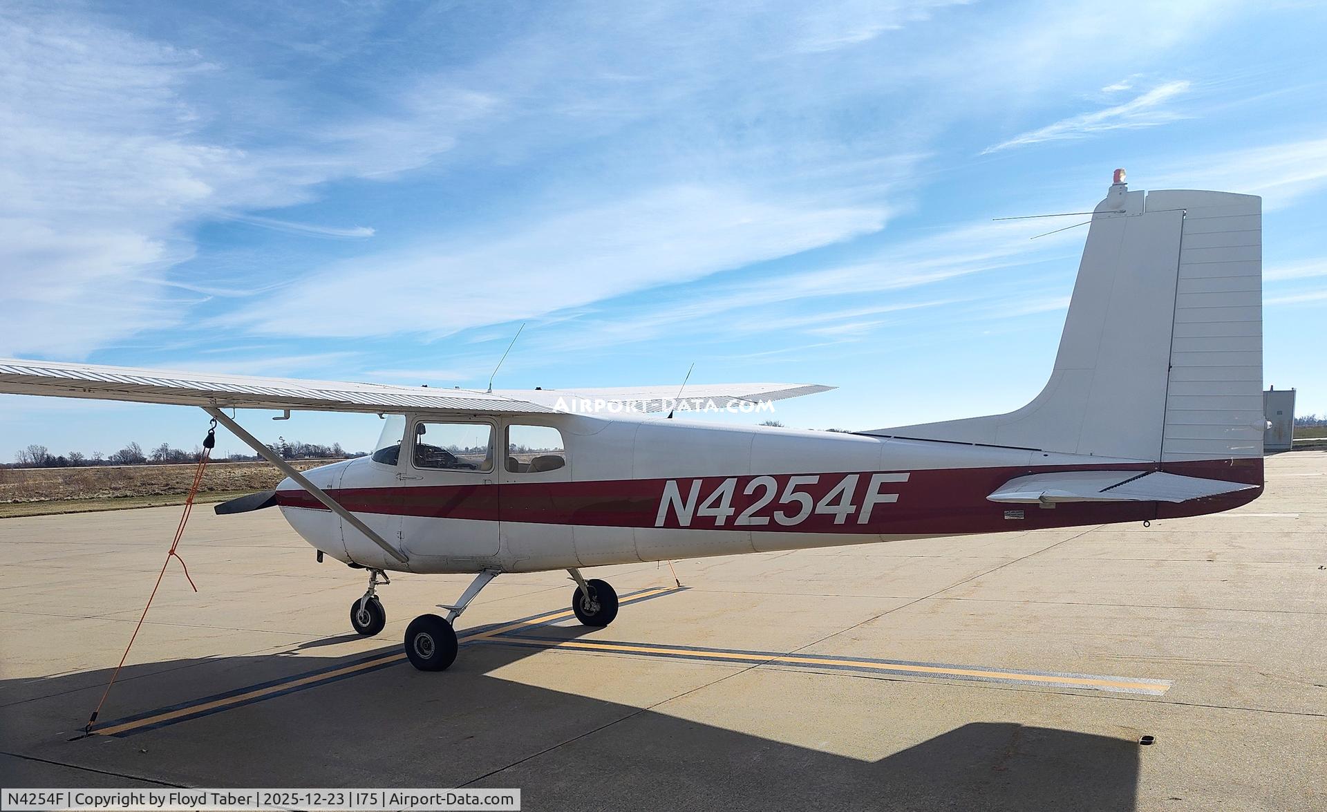 N4254F, 1958 Cessna 172 C/N 46154, On the ramp