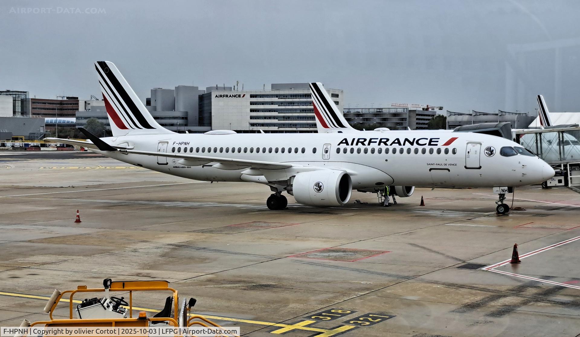 F-HPNH, 2024 Airbus A220-300 C/N 55275, sept 2025