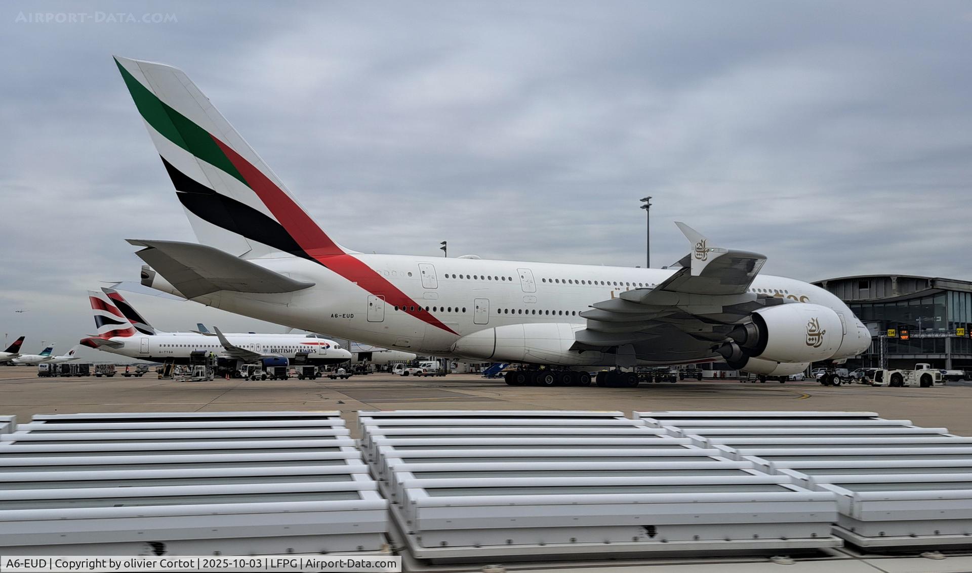 A6-EUD, 2016 Airbus A380-861 C/N 216, oct 2025