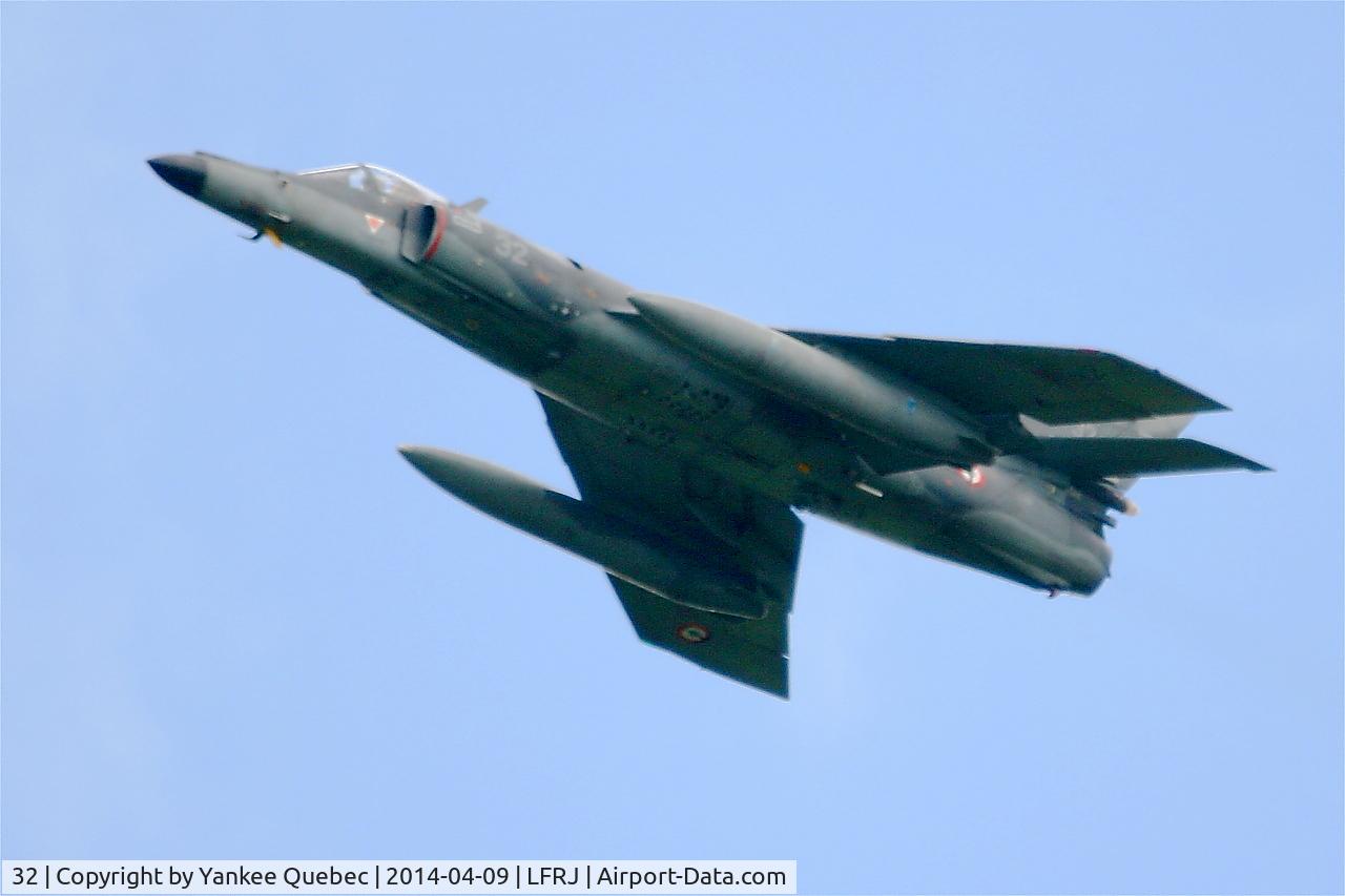 32, Dassault Super Etendard C/N 32, Dassault Super Etendard MER, Landivisiau Naval Air Base (LFRJ-LDV)