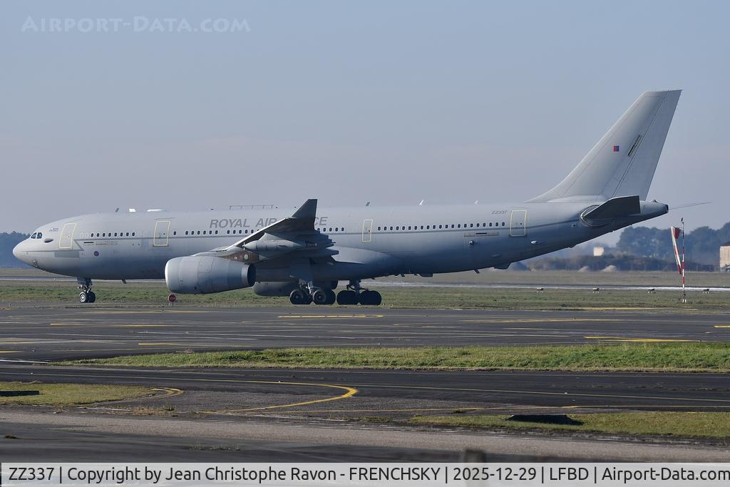 ZZ337, 2012 Airbus KC3 Voyager (A330-243MRTT) C/N 1390, Brize Norton (BZZ)	Bordeaux (BOD)	RRR2334