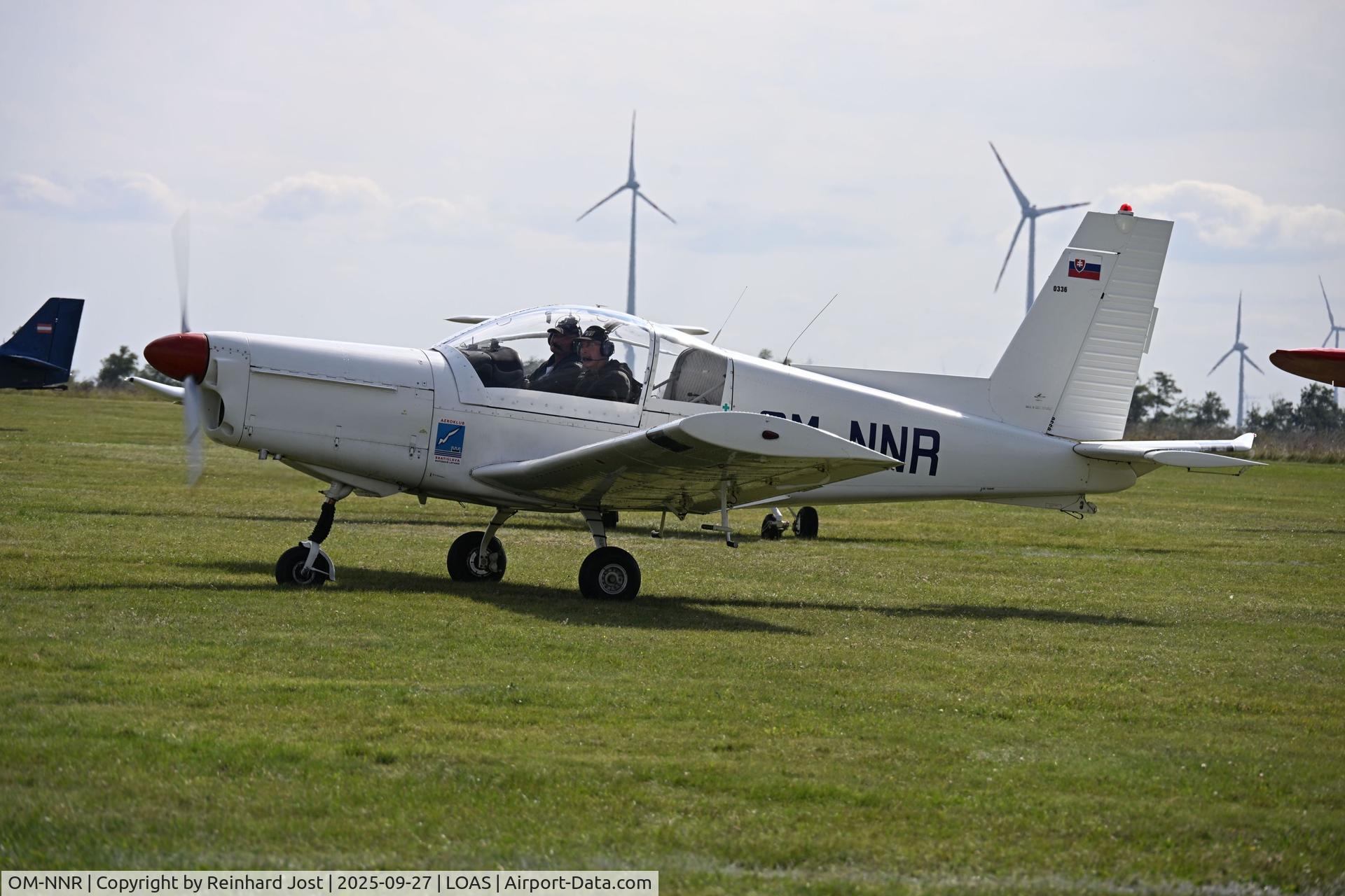 OM-NNR, Zlin Z-142 C/N 0334, Z-142 OM-NNR (ex- OK-NNR) arriving at Flugplatzfest Spitzerberg, Austria