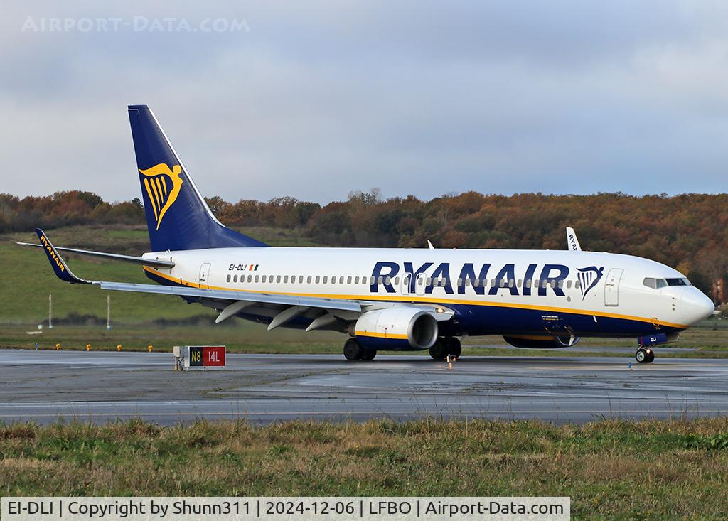 EI-DLI, 2006 Boeing 737-8AS C/N 33591, Taxxing to the Terminal... Scimitar blended winglets...