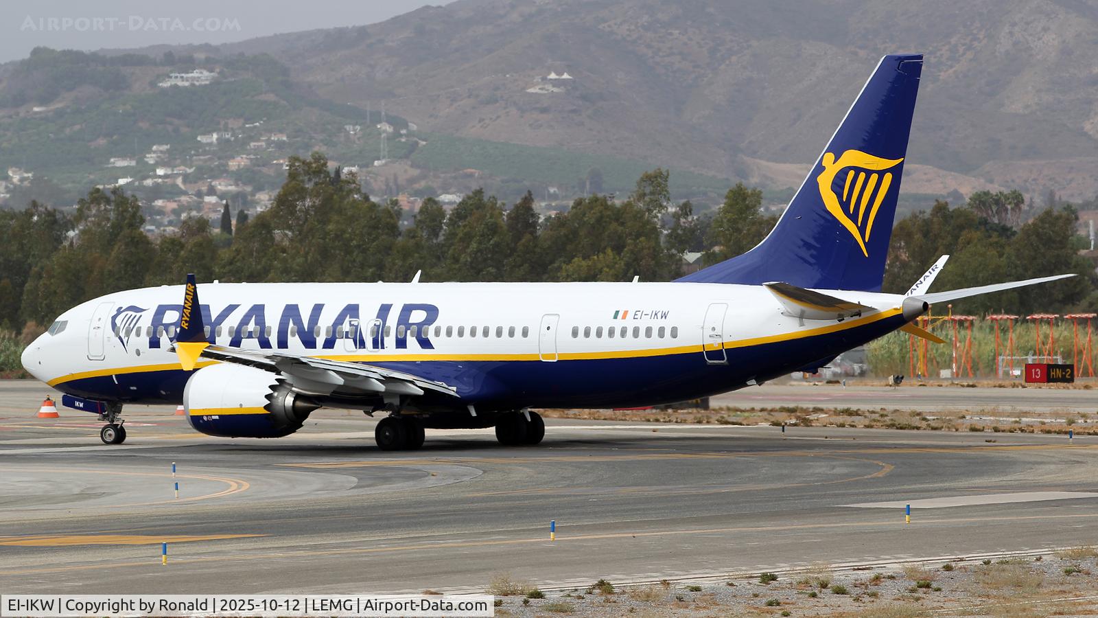 EI-IKW, 2025 Boeing 737 MAX 8-200 C/N 62391 / 9273, at agp