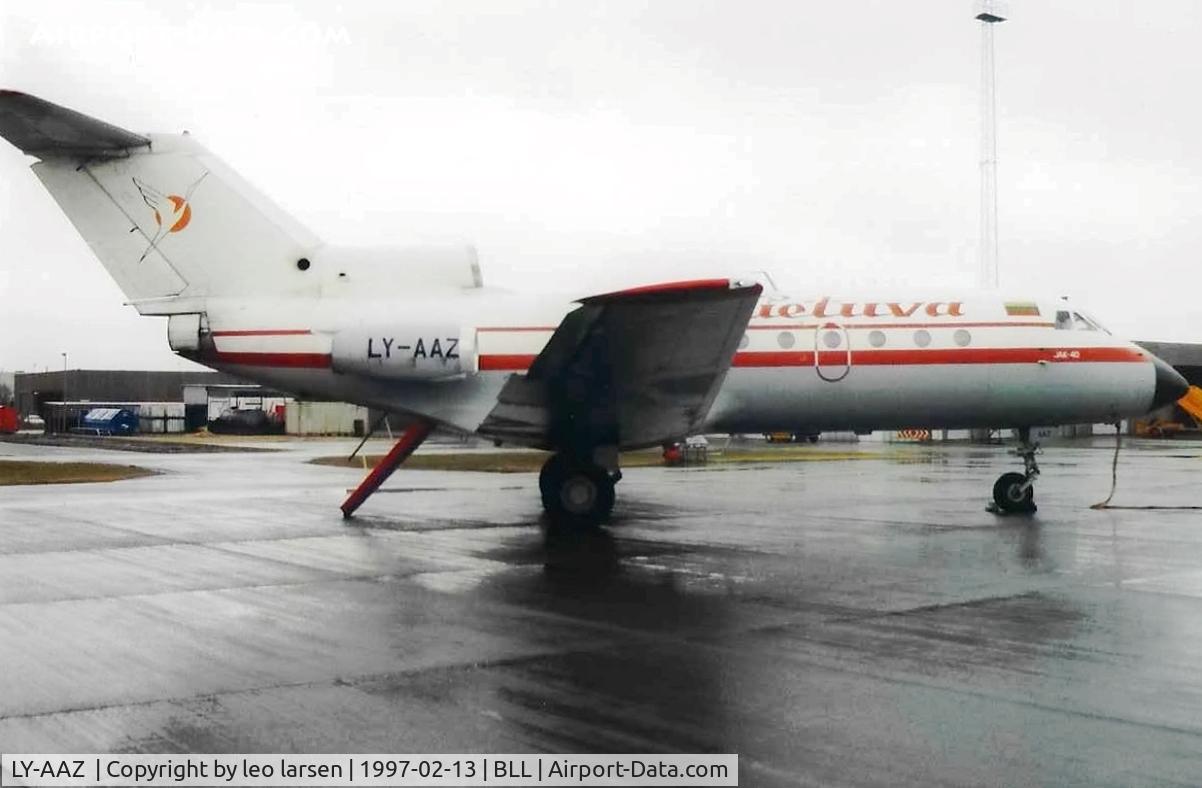 LY-AAZ, 1977 Yakovlev Yak-40 C/N 9641851, Billund 13.2.1997