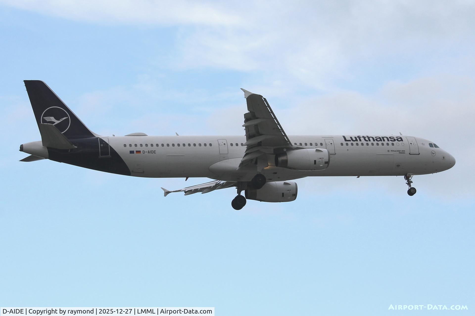 D-AIDE, 2011 Airbus A321-231 C/N 4607, Airbus A321-231 D-AIDE of Lufthansa landing in Malta in misery weather.