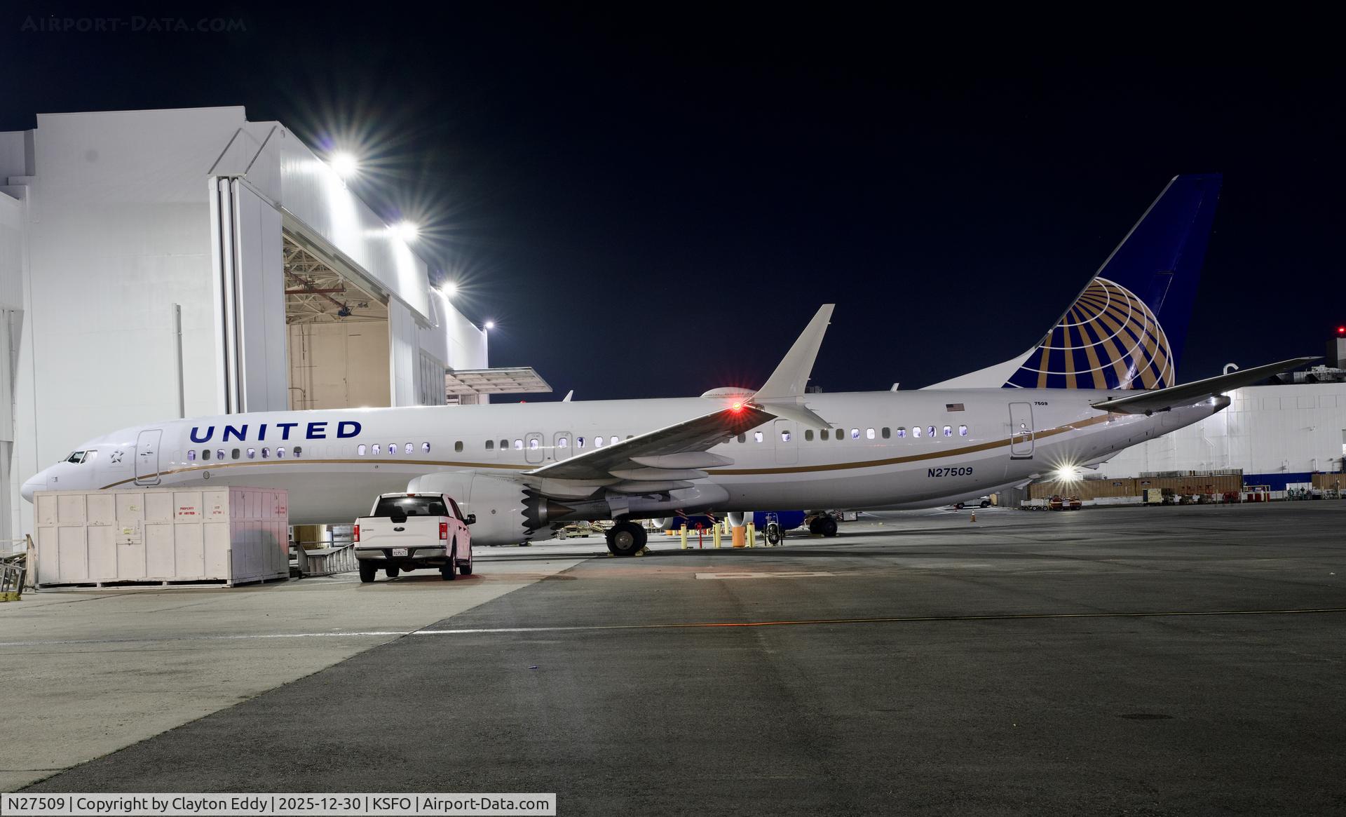 N27509, 2018 Boeing 737-9 MAX C/N 43443, SFO 2025
