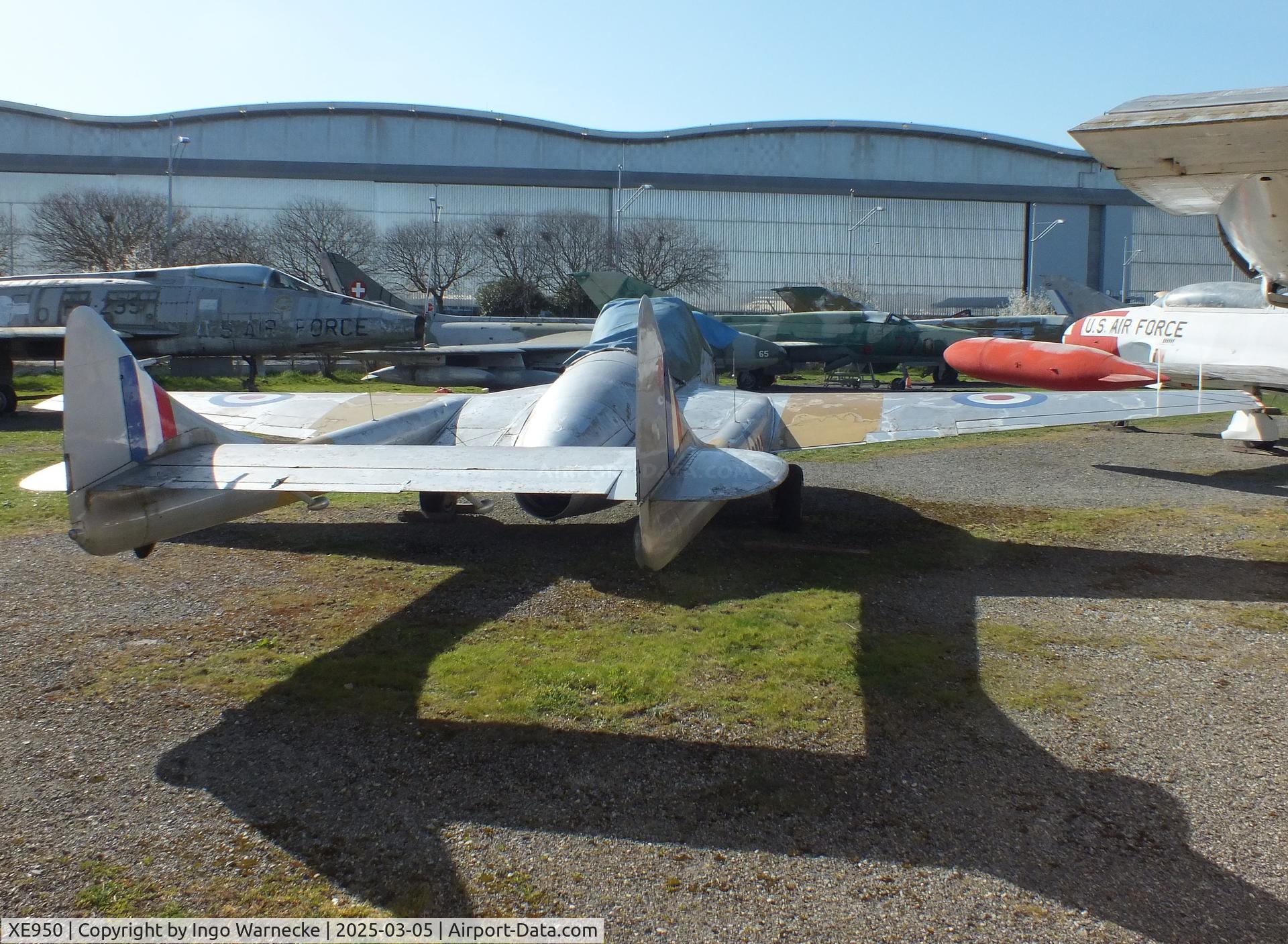 XE950, De Havilland DH-115 Vampire T.11 C/N 15463, De Havilland D.H.115 Vampire T11 at the Ailes Anciennes Toulouse Museum, Blagnac