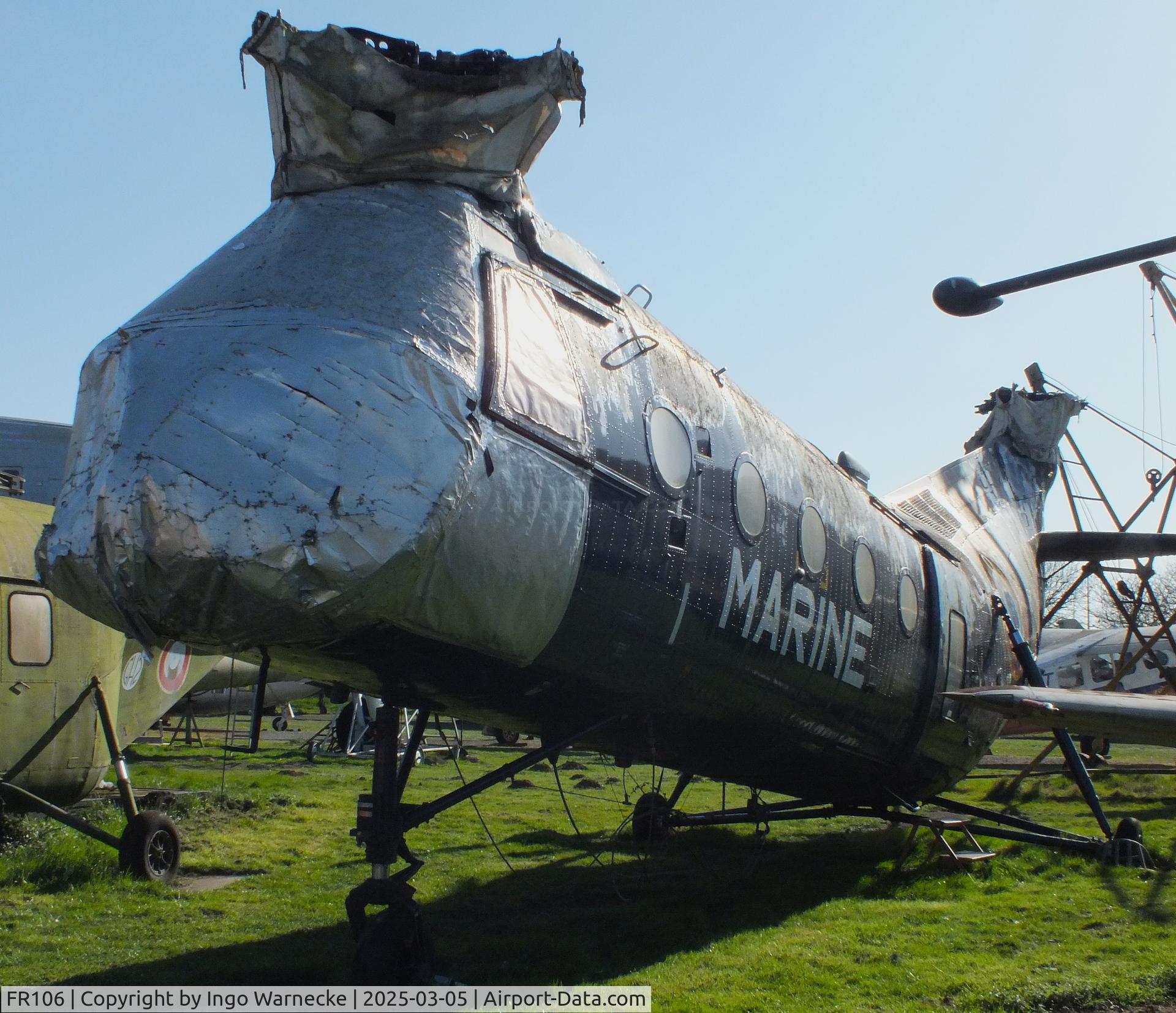 FR106, Vertol H-21C Shawnee C/N FR106, Vertol H-21C Shawnee (minus rotor blades) at the Ailes Anciennes Toulouse Museum, Blagnac