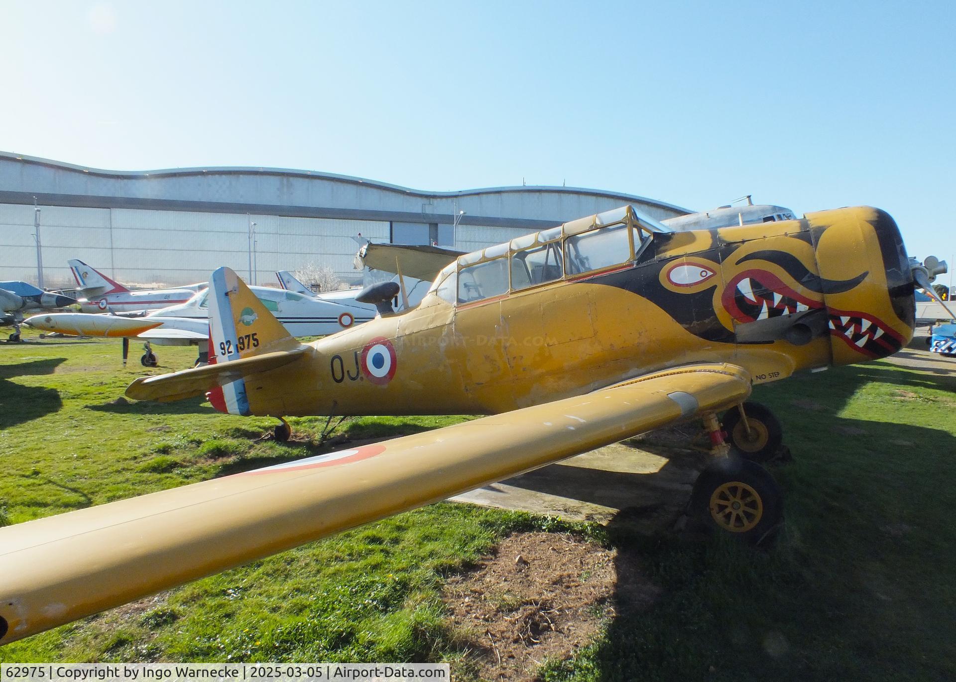 62975, 1950 North American T-6G Texan C/N 168-79, North American T-6G Texan at the Ailes Anciennes Toulouse Museum, Blagnac