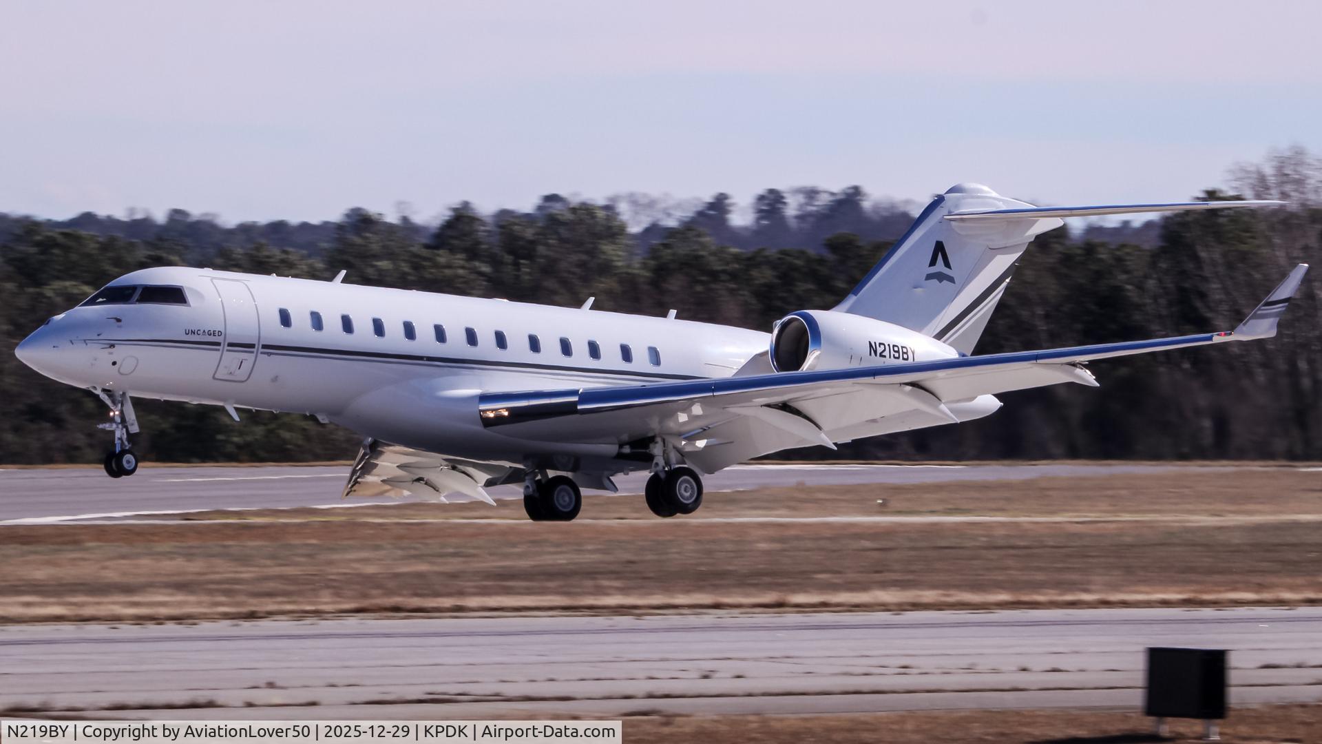 N219BY, 2016 Bombardier BD-700-1A10 C/N 9775, Global 6000