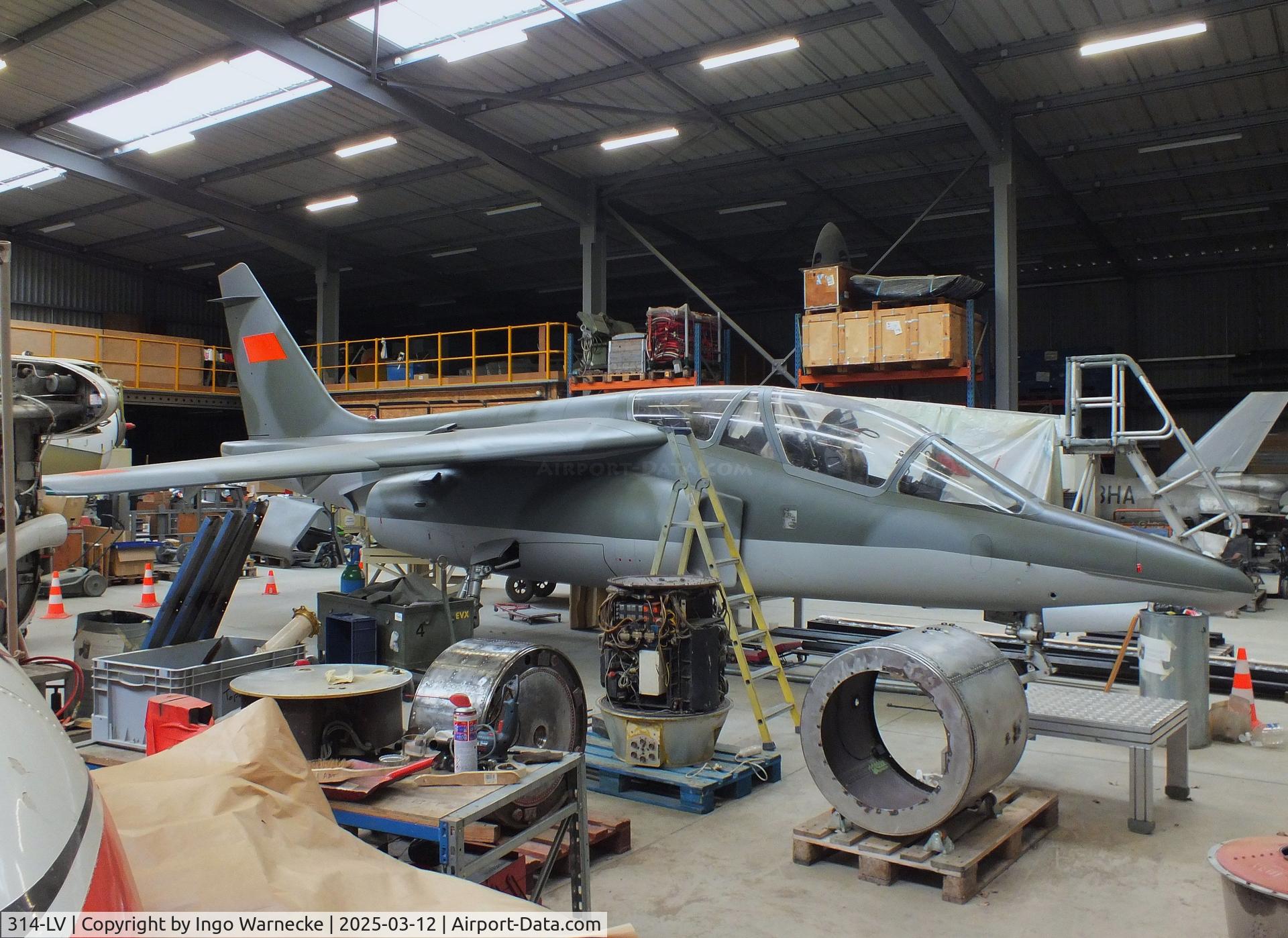 314-LV, 1978 Dassault-Dornier Alpha Jet E C/N E5, Dassault-Breguet/Dornier Alpha Jet E being restored at the Ailes Anciennes Toulouse Museum, Blagnac