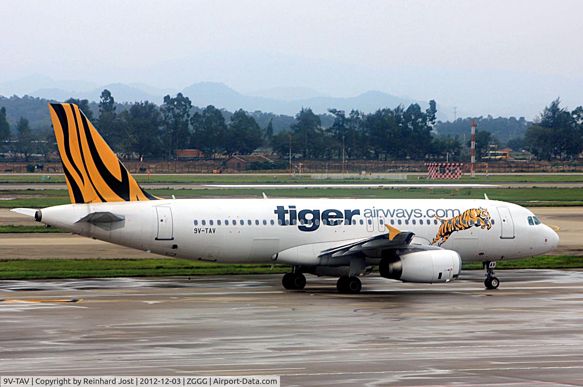 9V-TAV, 2011 Airbus A320-232 C/N 4608, Airbus 9V-TAV of 2011 origin in an early Tiger Airways livery at Guangzhou, China