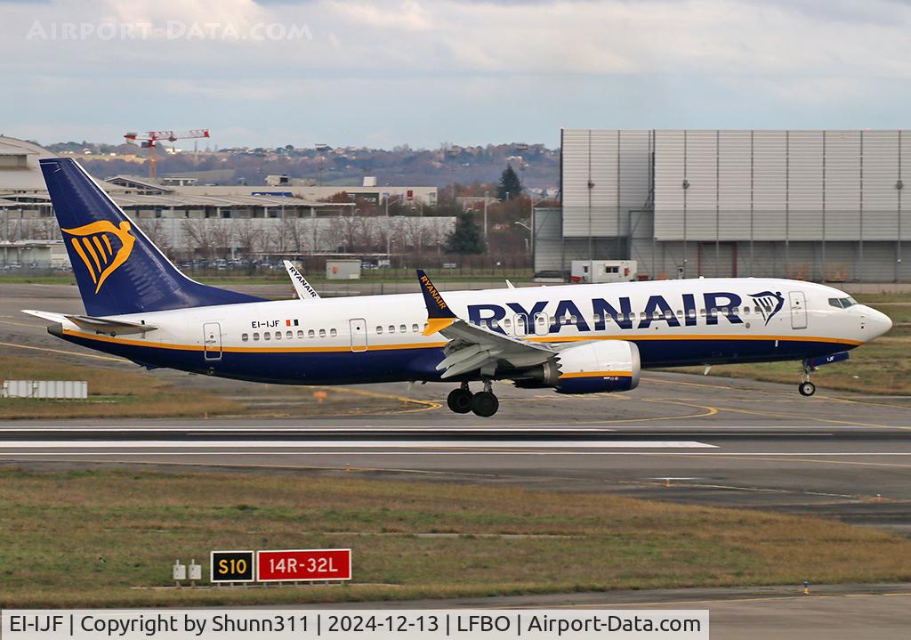 EI-IJF, 2024 Boeing 737-8200 MAX C/N 62370, Landing rwy 14R...