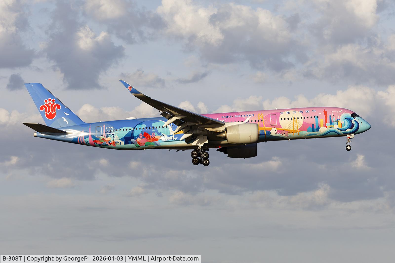 B-308T, 2019 Airbus A350-941 C/N 318, Short final for runway 34.