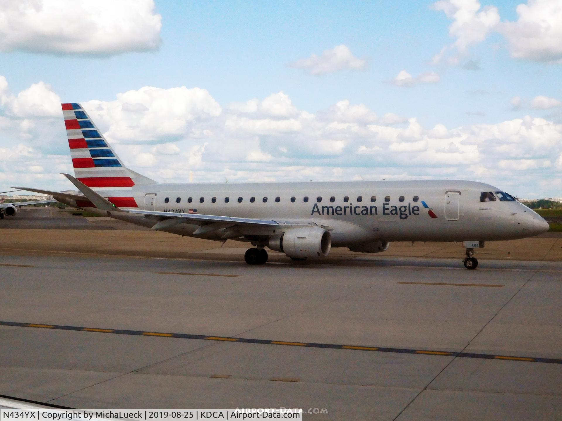 N434YX, 2014 Embraer 175LR (ERJ-170-200LR) C/N 17000418, At Reagan National