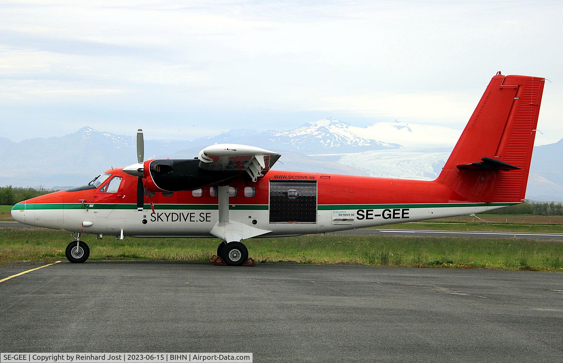 SE-GEE, 1973 De Havilland Canada DHC-6-300 Twin Otter C/N 364, Twin Otter with Skydive.se titles in front of a tongue of the Vatnajöekul glacier at Hornafjörður airport, Iceland