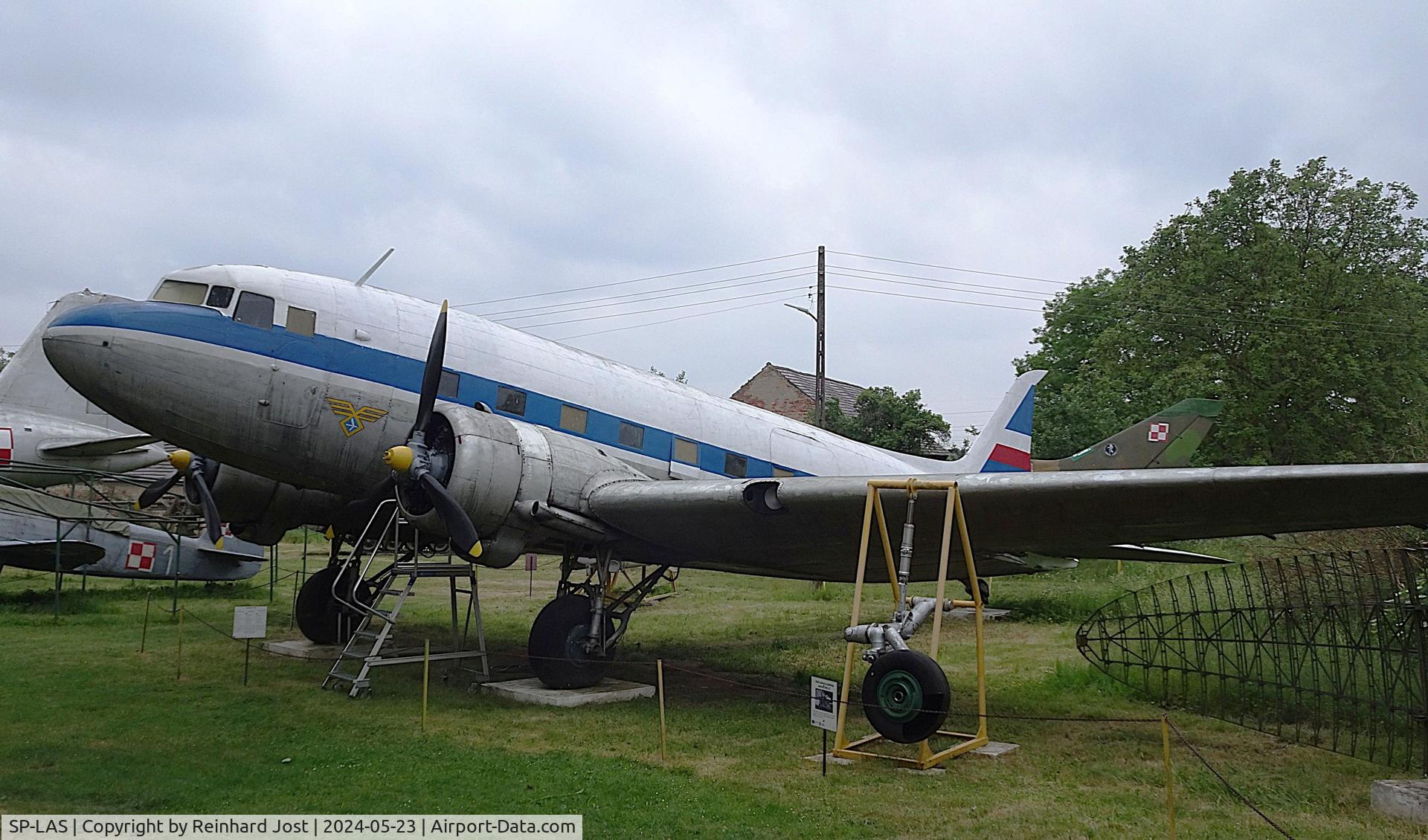 SP-LAS, Lisunov Li-2P C/N 18423203, Without titles, but with an old LOT logo at Drzonow Military Aviation Museum, Poland