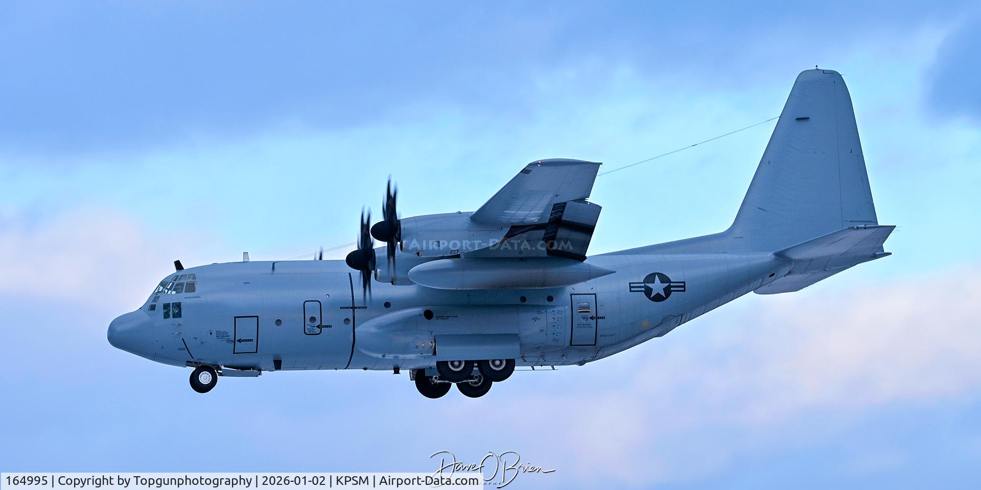 164995, Lockheed C-130T Hercules C/N 382-5300, Navy removed the markings from this Herc