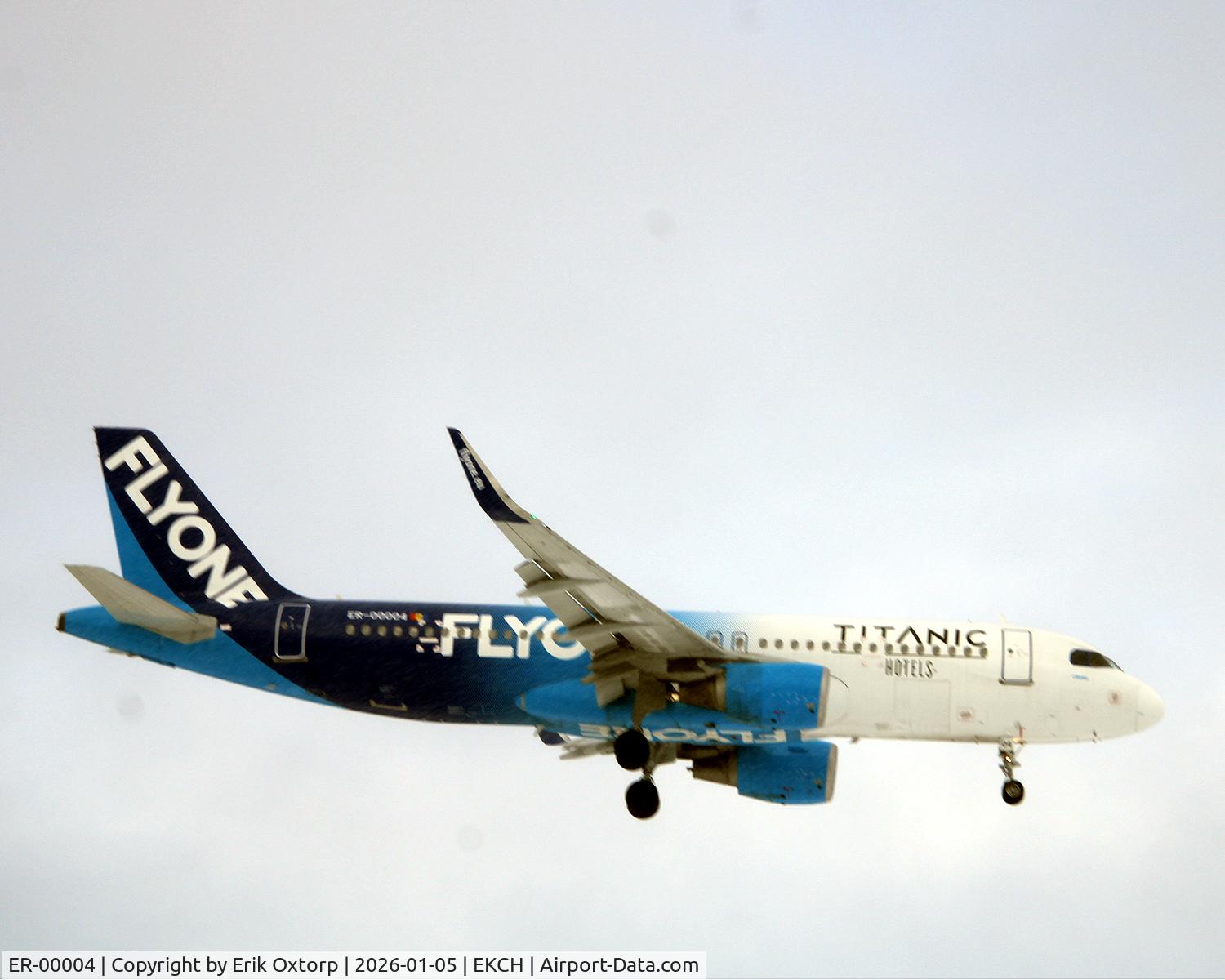 ER-00004, 2088 Airbus A320-232 C/N 3524, ER-00004 landing rw 04L