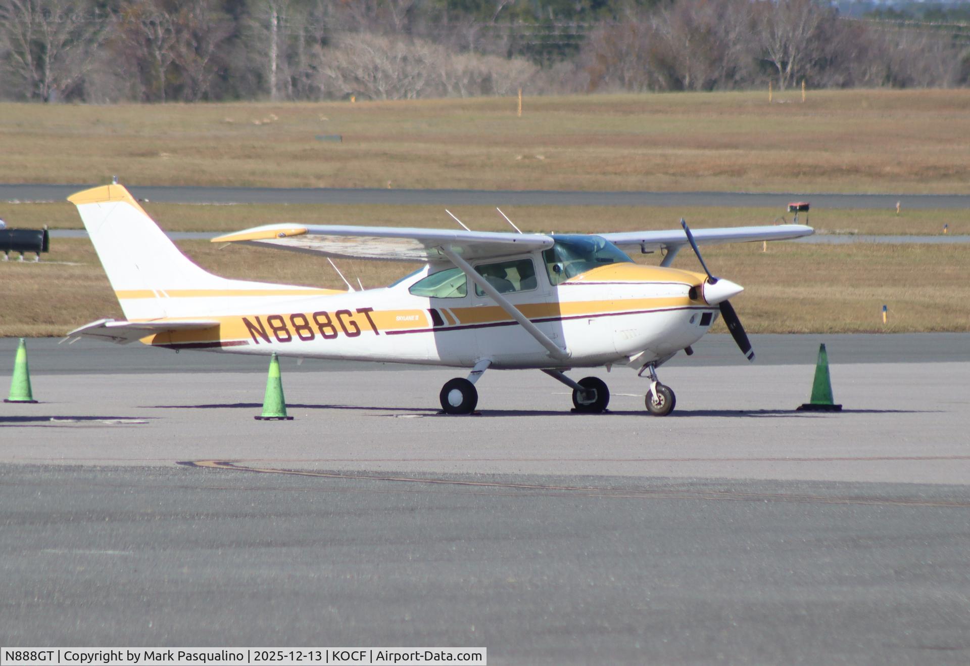 N888GT, 1979 Cessna 182Q Skylane C/N 18266861, Cessna 182Q