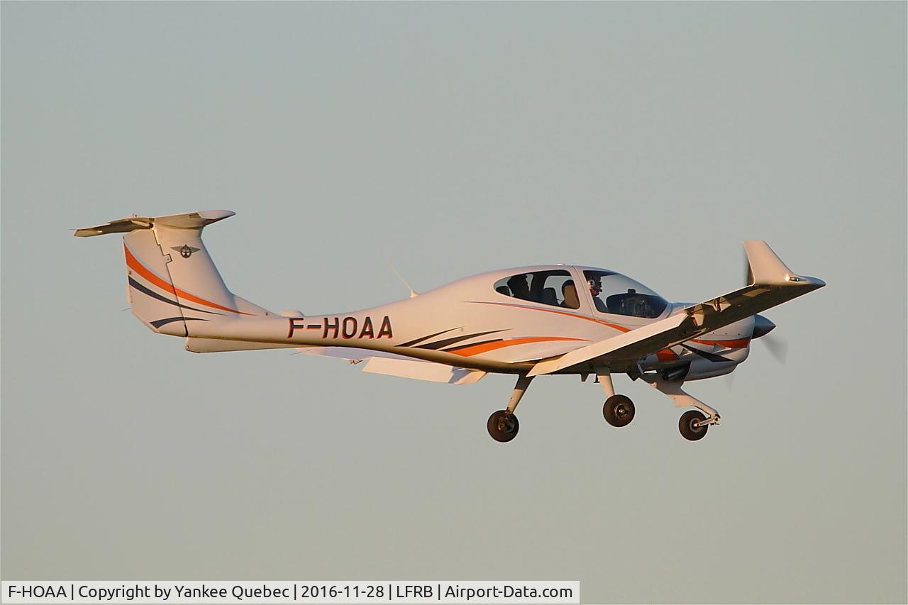 F-HOAA, Diamond DA-40 Diamond Star C/N D4.148, Diamond DA-40, Landing rwy 25L, Brest-Bretagne airport (LFRB-BES)