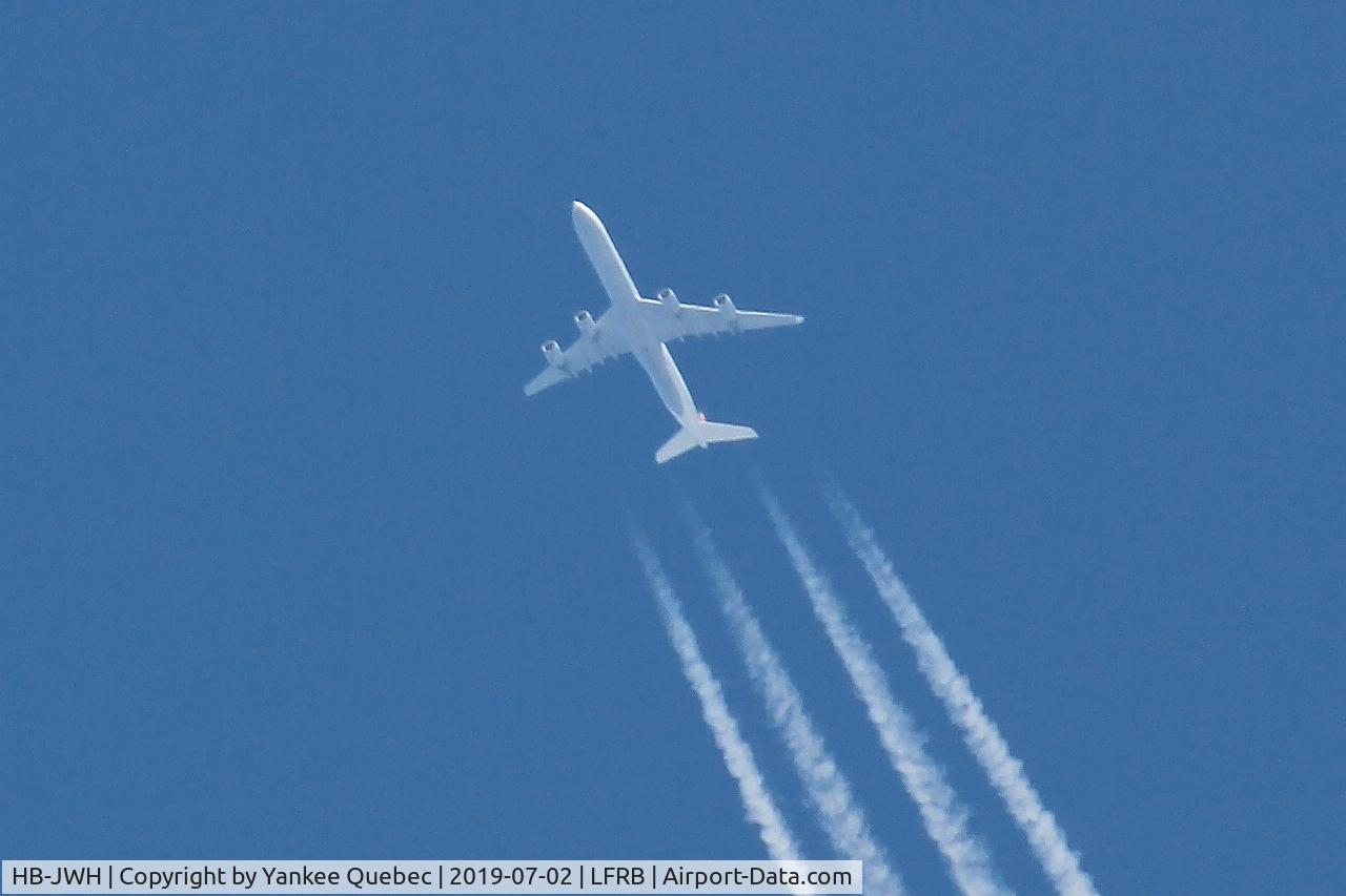 HB-JWH, 2004 Arbus A340-313X C/N 585, Arbus A340-313X, flight over Brest-Bretagne Airport (LFRB-BES)