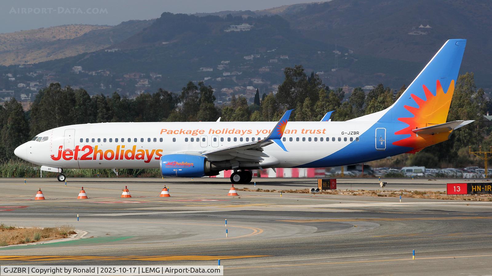 G-JZBR, 2018 Boeing 737-800 C/N 64441, at agp