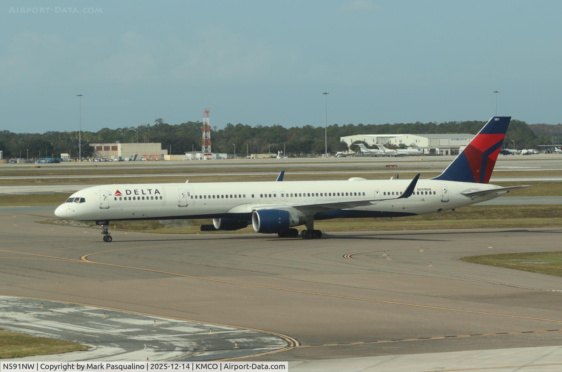 N591NW, 2003 Boeing 757-351 C/N 32991, Boeing 757-351