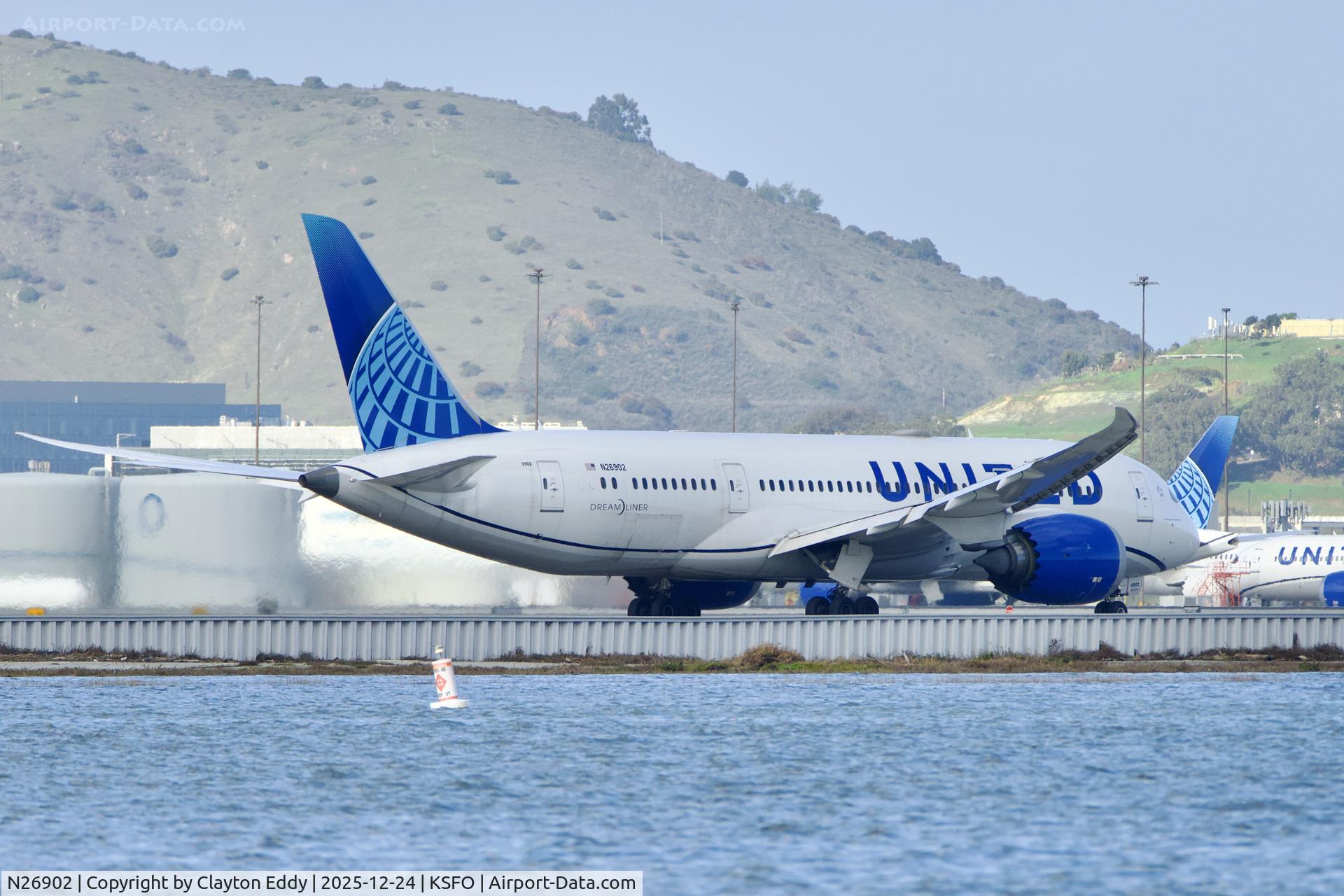 N26902, 2012 Boeing 787-8 Dreamliner C/N 34822, SFO 2025