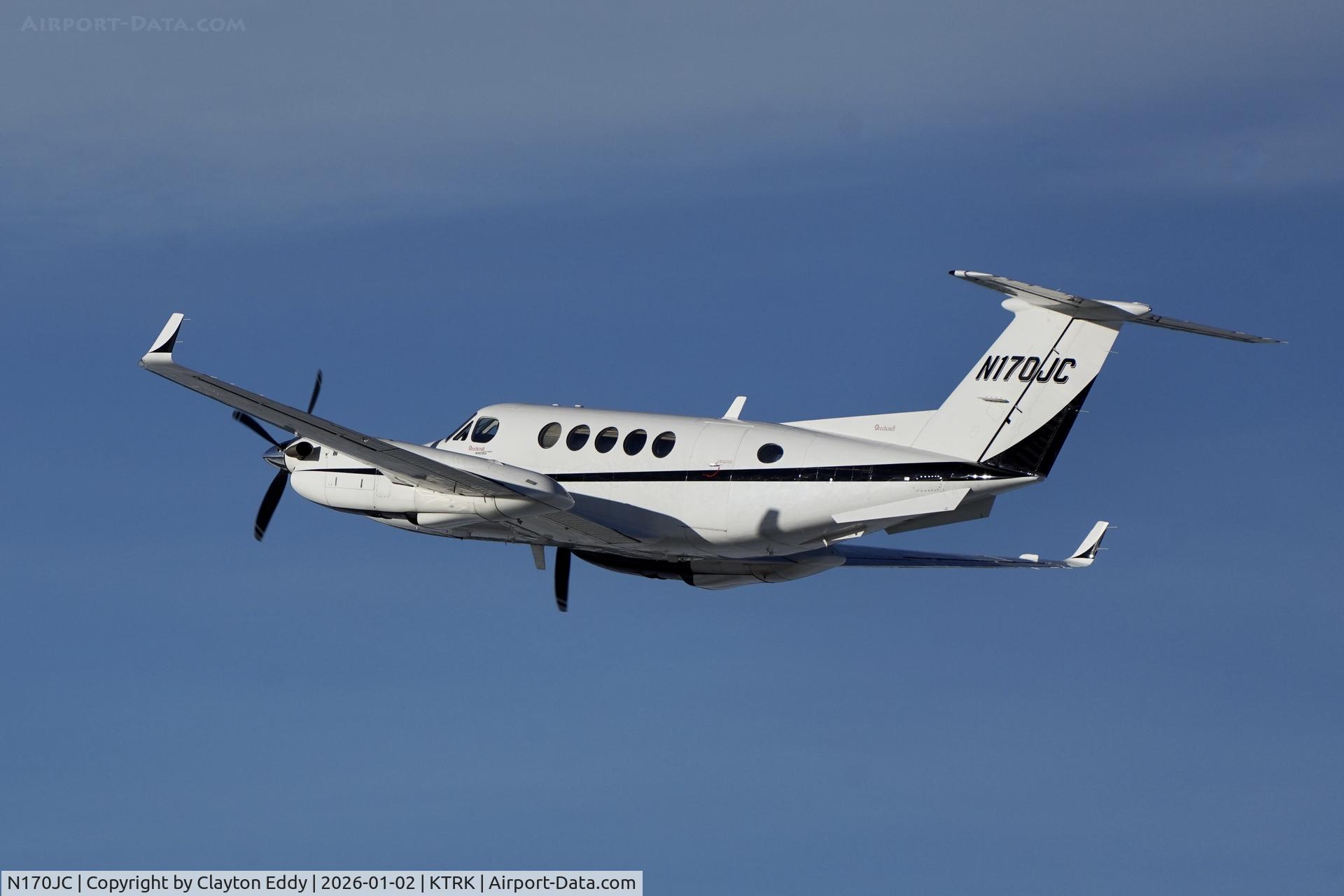 N170JC, 1998 Raytheon B200 King Air C/N BB-1606, Truckee Tahoe airport in California 2026
