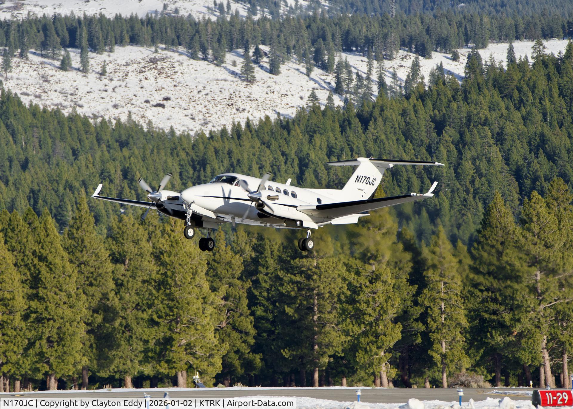 N170JC, 1998 Raytheon B200 King Air C/N BB-1606, Truckee Tahoe airport in California 2026