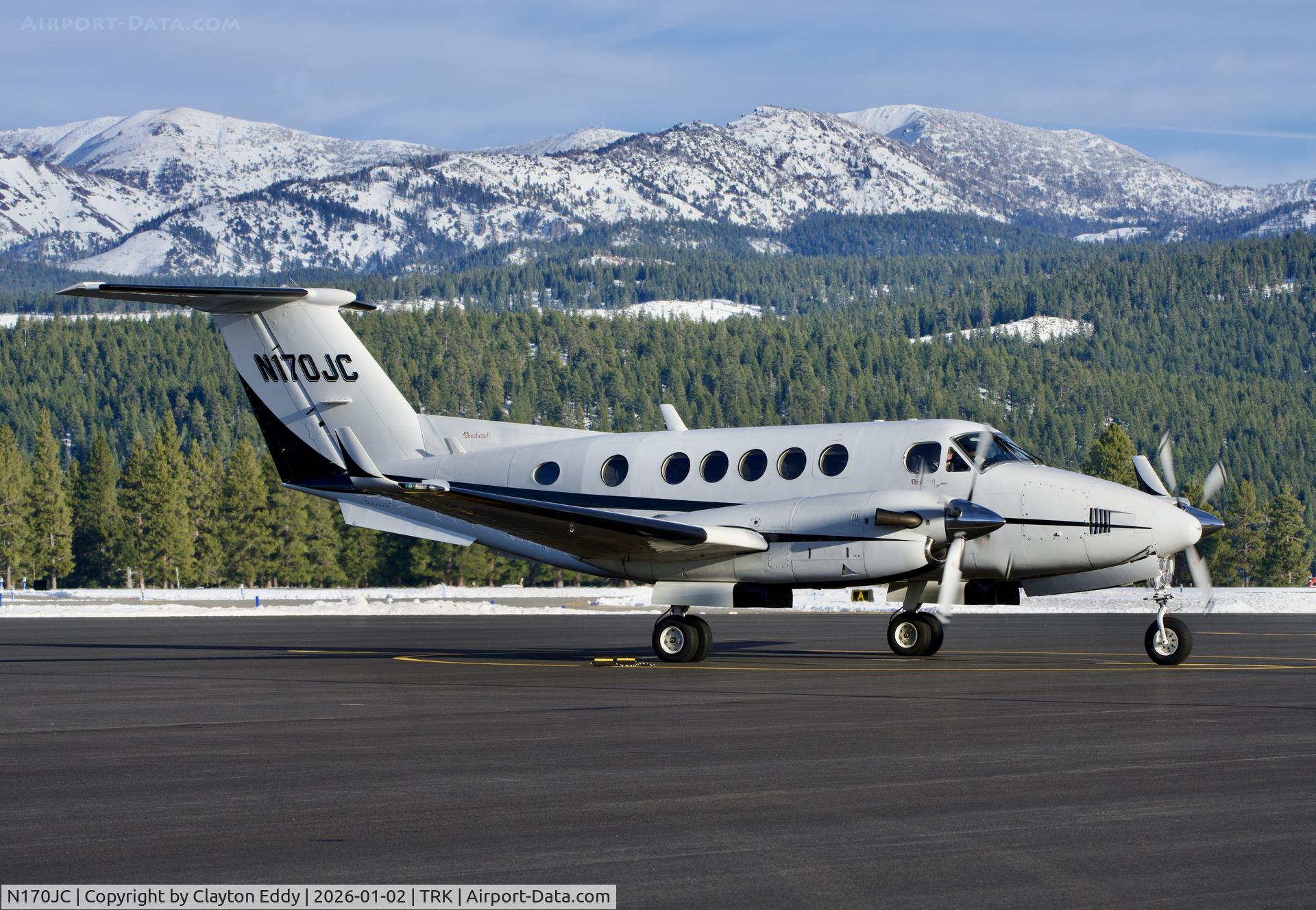 N170JC, 1998 Raytheon B200 King Air C/N BB-1606, Truckee Tahoe airport in California 2026