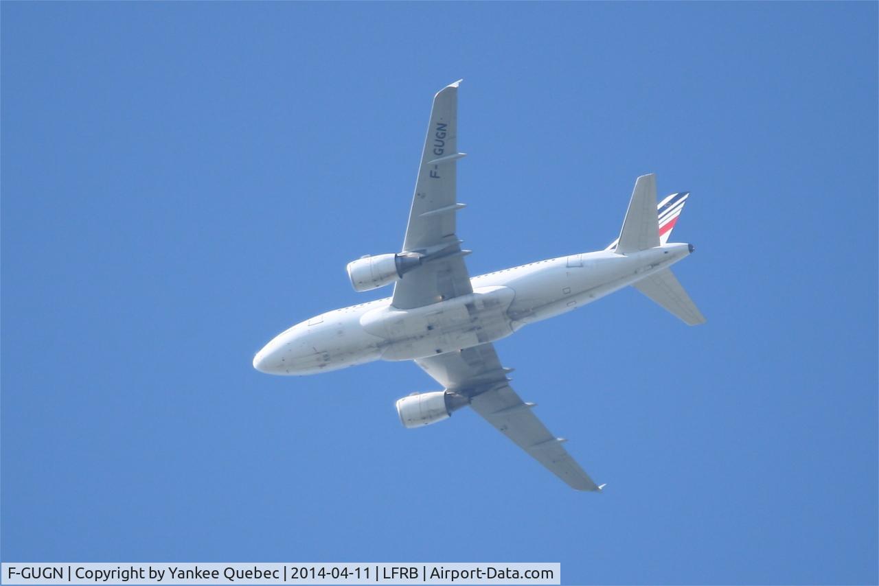 F-GUGN, 2006 Airbus A318-111 C/N 2918, Airbus A318-111, Flight over Brest-Bretagne airport (LFRB-BES)
