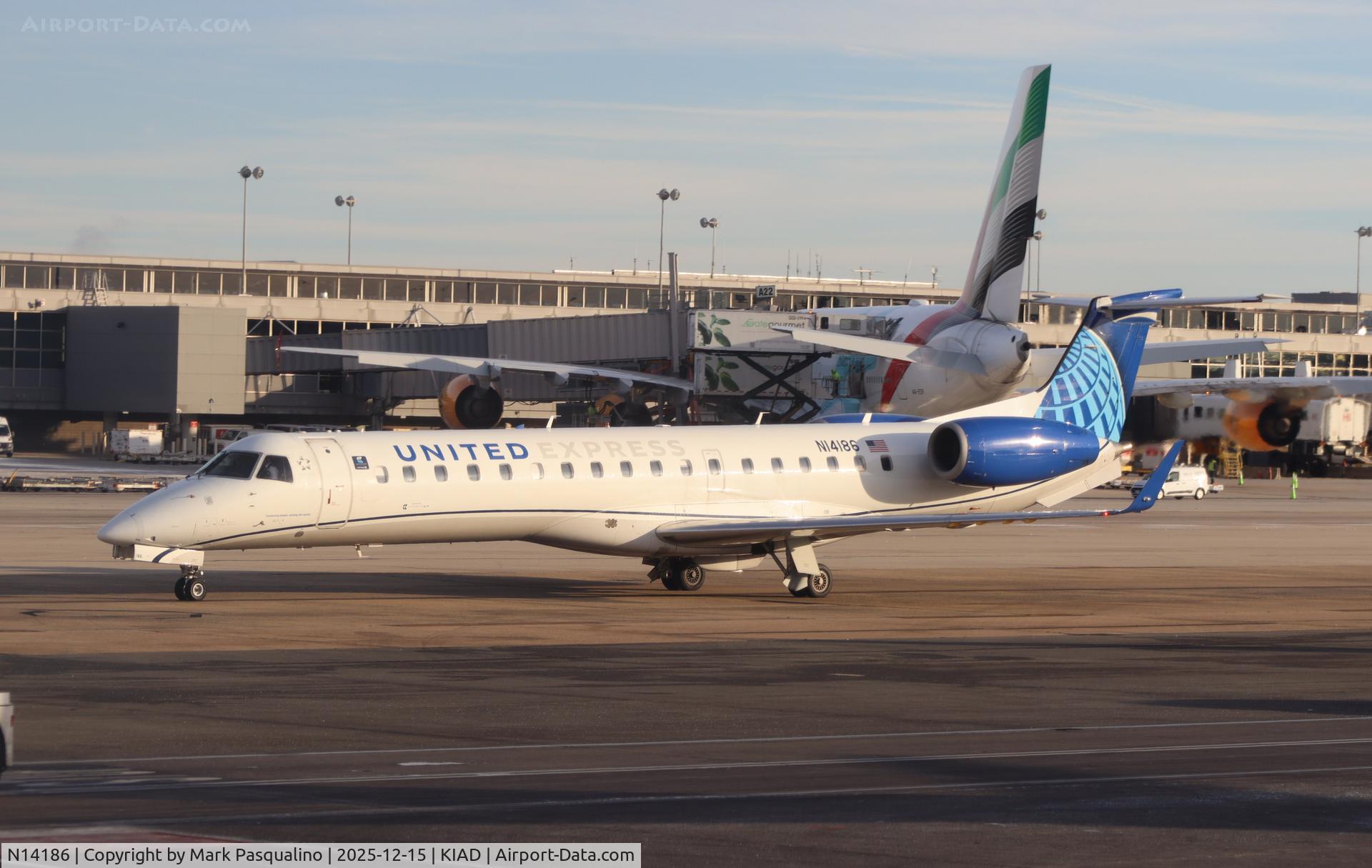 N14186, 2005 Embraer ERJ-145XR (EMB-145XR) C/N 14500924, EMB-145XR
