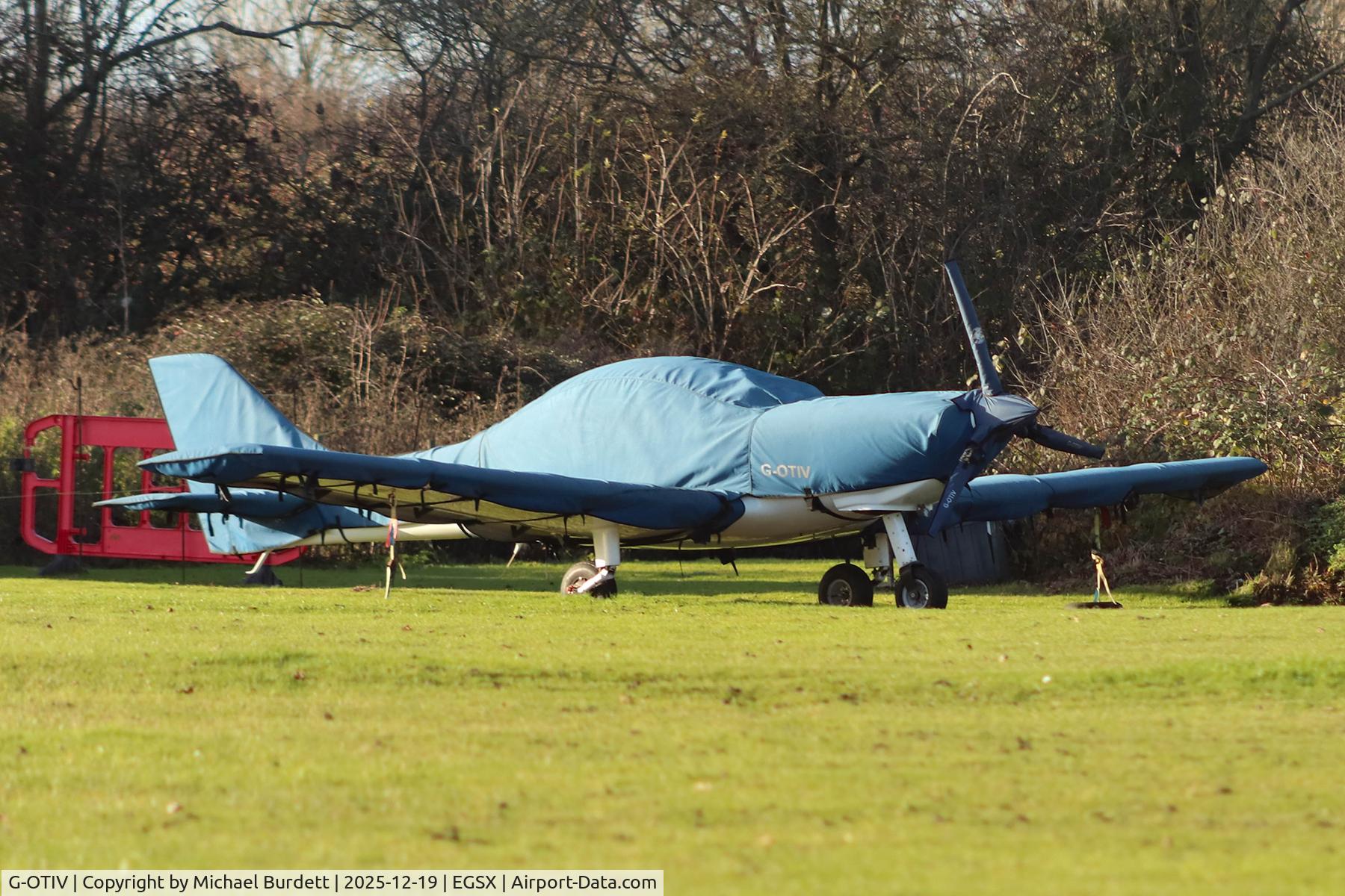 G-OTIV, 2007 Aerospool WT-9 Dynamic C/N DY194/2007, Hiding under its covers