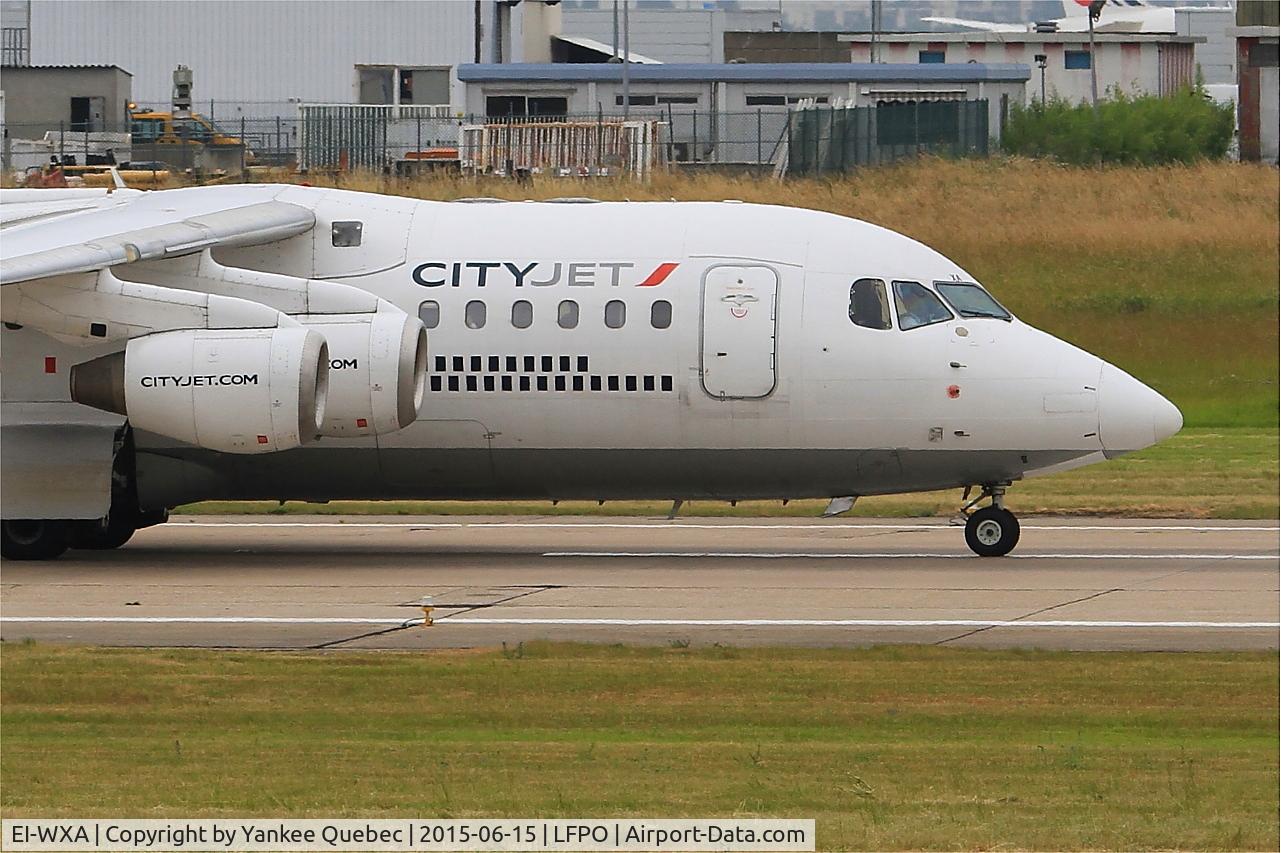EI-WXA, 1997 British Aerospace Avro 146-RJ85A C/N E2310, British Aerospace RJ85A, Take off run rwy 08, Paris-Orly airport (LFPO-ORY)