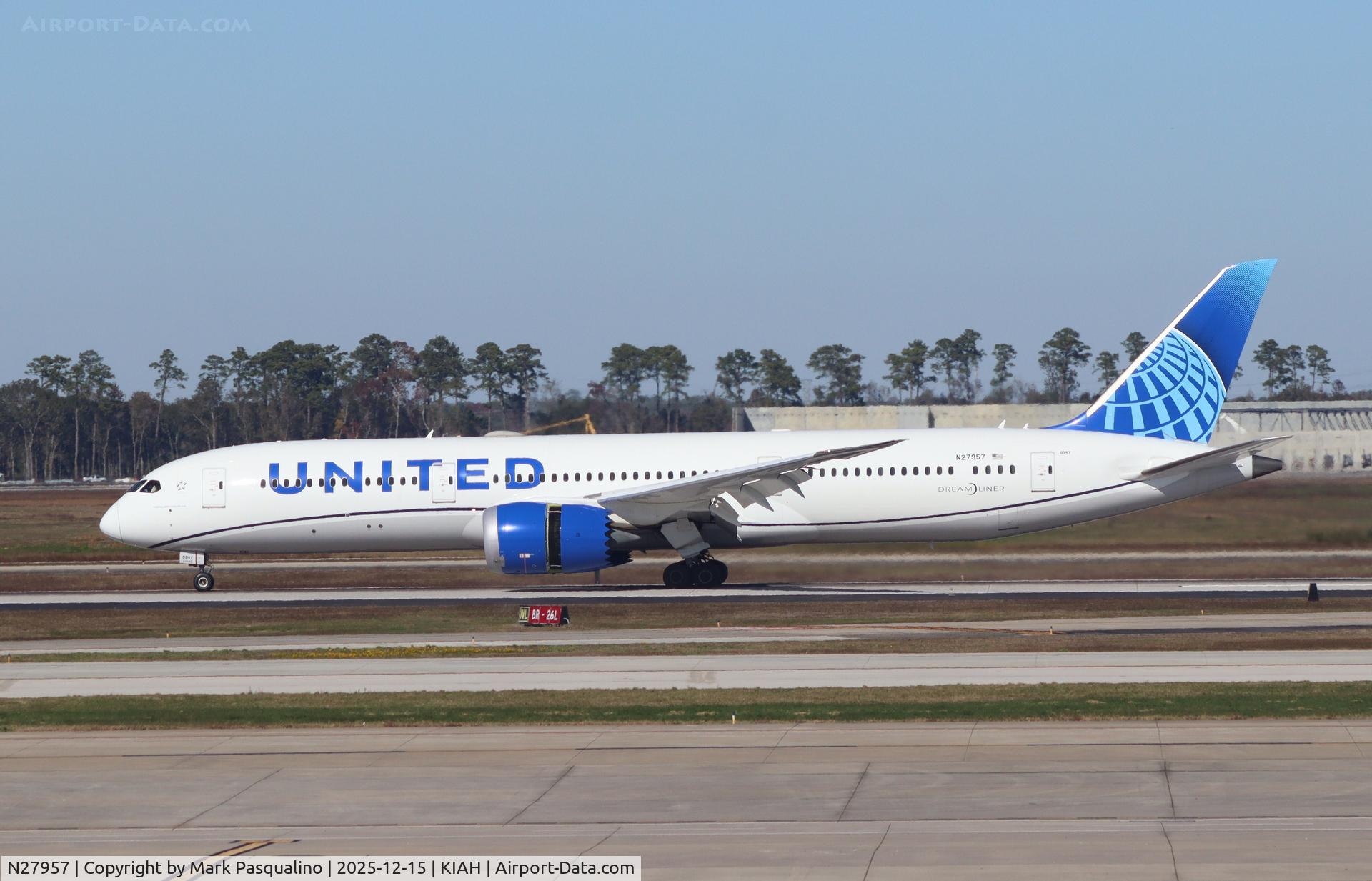 N27957, 2015 Boeing 787-9 Dreamliner C/N 36409, Boeing 787-9 Dreamliner