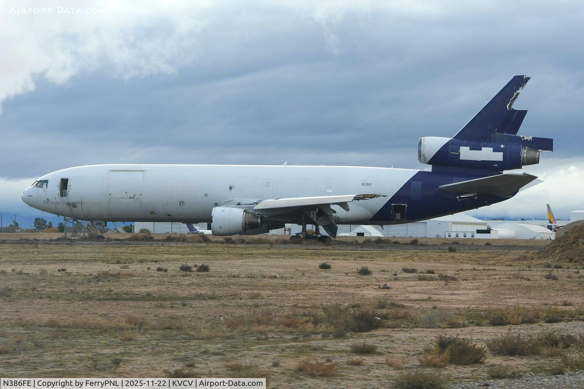 N386FE, 1973 McDonnell Douglas MD-10-10F C/N 46620, Lonely Fedex MD10F in a corner of VCV