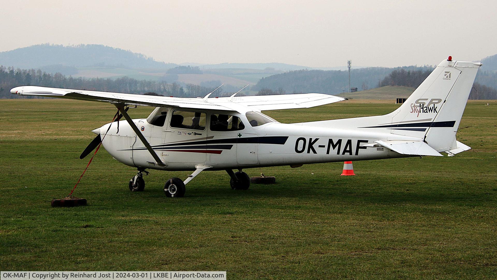 OK-MAF, 2002 Cessna 172S Skyhawk SP C/N 172S9091, Skayhawk SP tied down at Benesov, Czech Republic