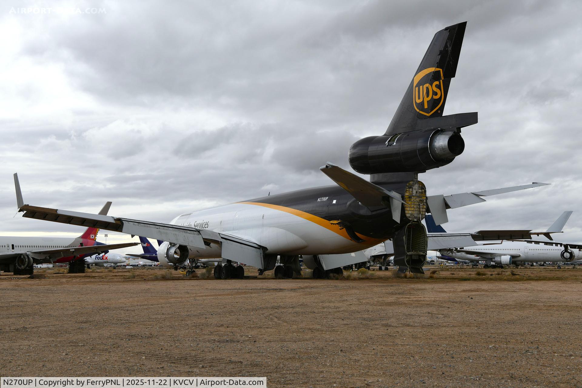 N270UP, 1994 McDonnell Douglas MD-11F C/N 48576, UPS MD11F being parted-out