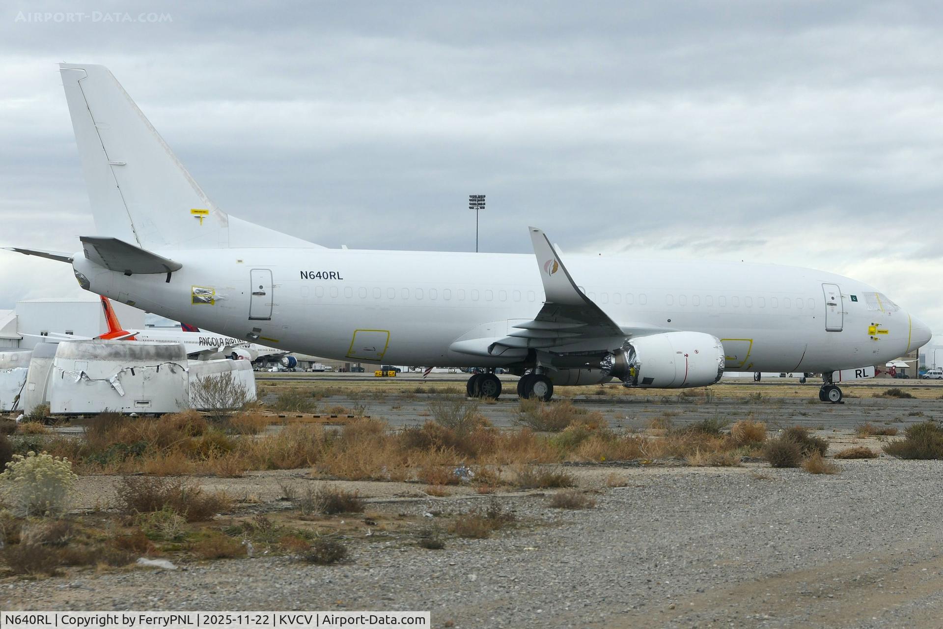 N640RL, 1996 Boeing 737-3H4(SF)(WL) C/N 27713, Rostrum Leasing B733F awaiting a customer