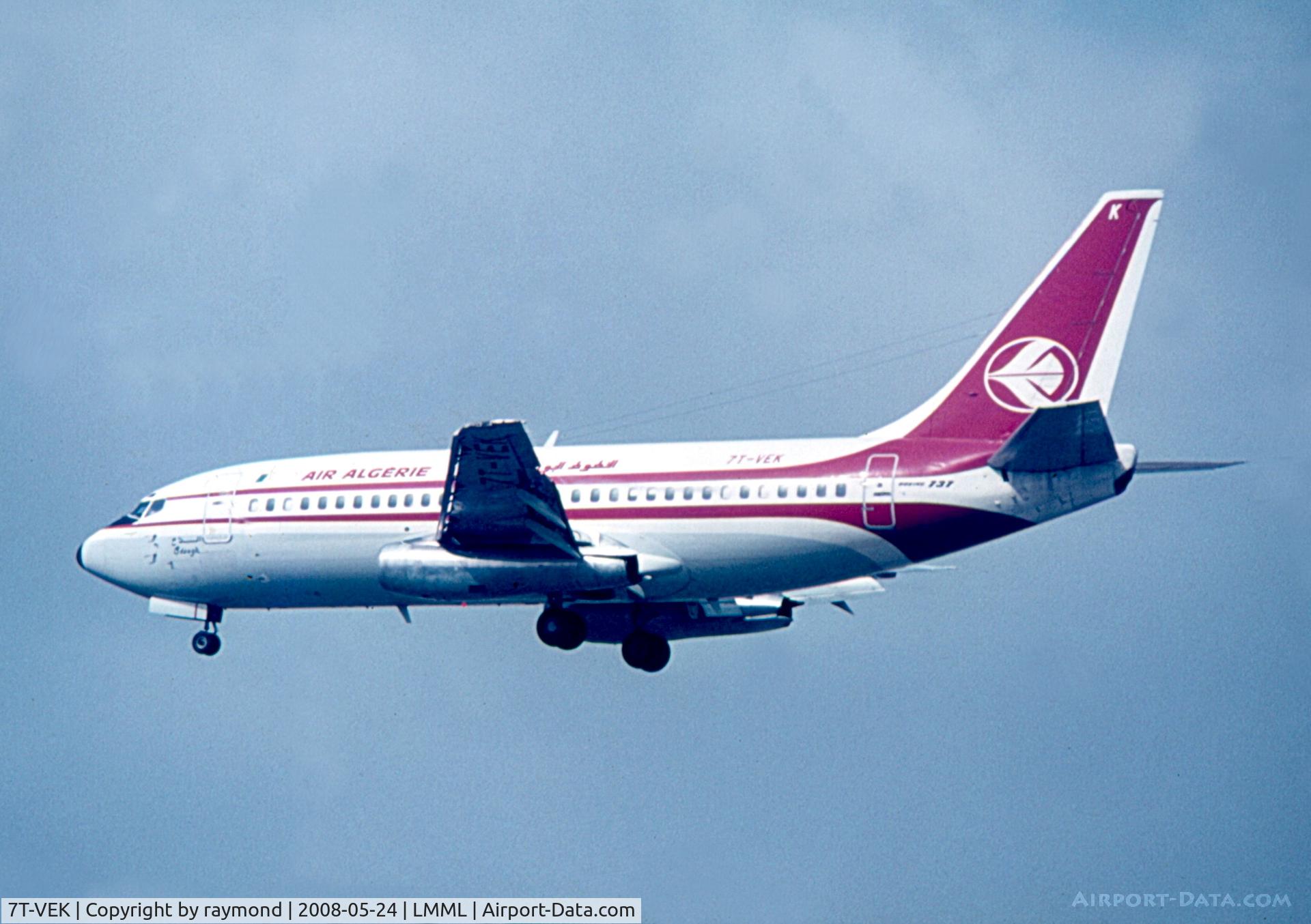 7T-VEK, 1975 Boeing 737-2D6 C/N 21064, Air Algerie Boeing 737-2D6/Adv reg 7T-VEK landing on RW32 in Malta in 1978. 