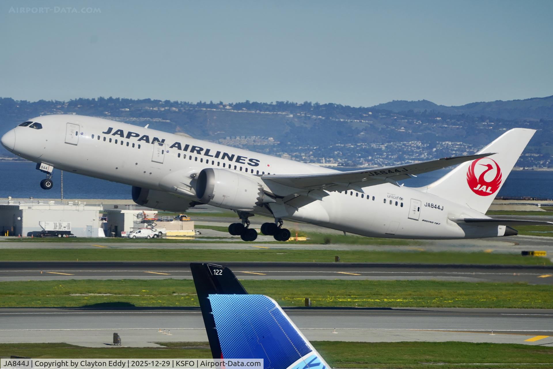 JA844J, 2016 Boeing 787-8 Dreamliner Dreamliner C/N 38136, SFO 2025