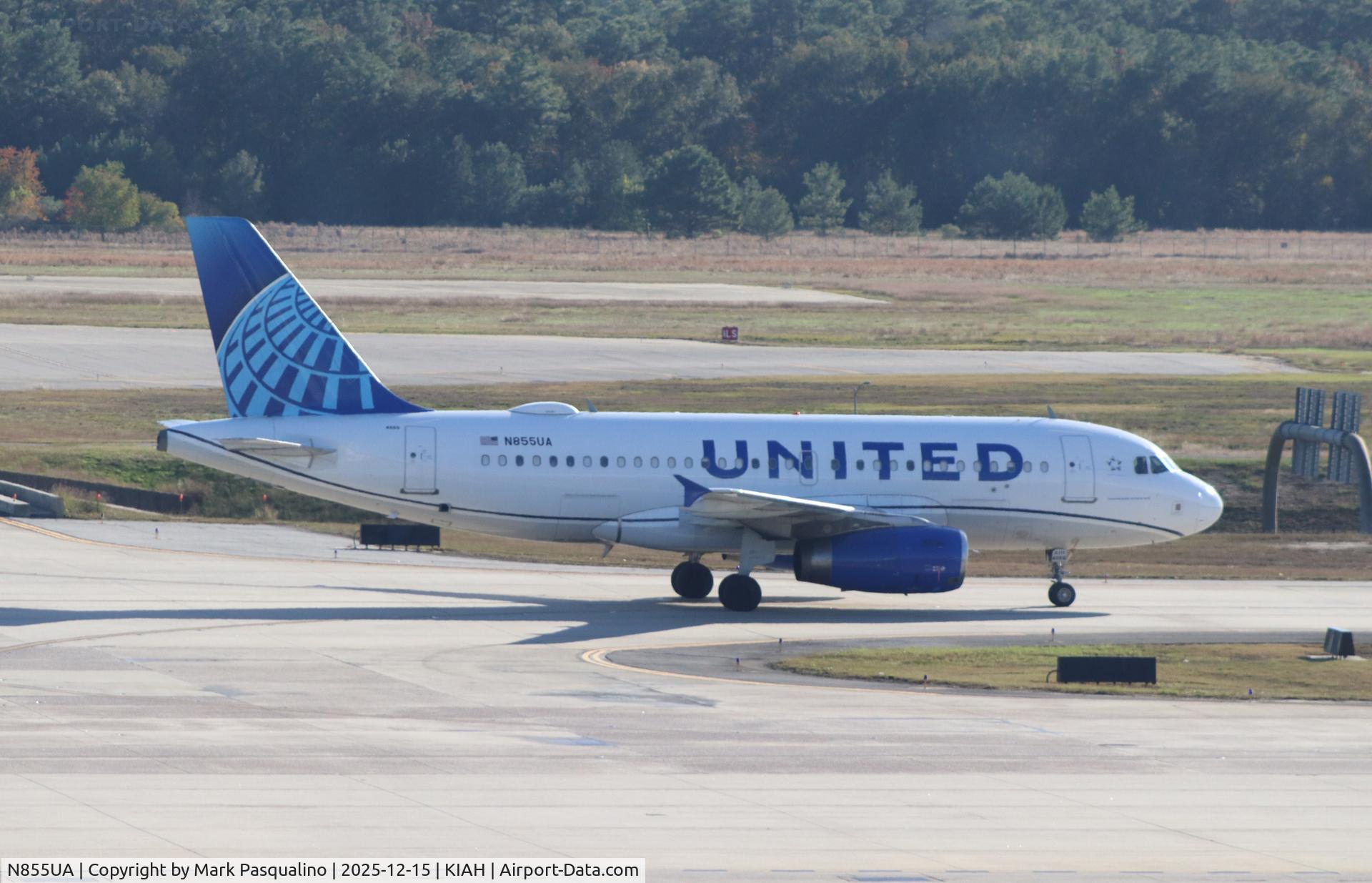 N855UA, 2002 Airbus A319-131 C/N 1737, Airbus A319-131