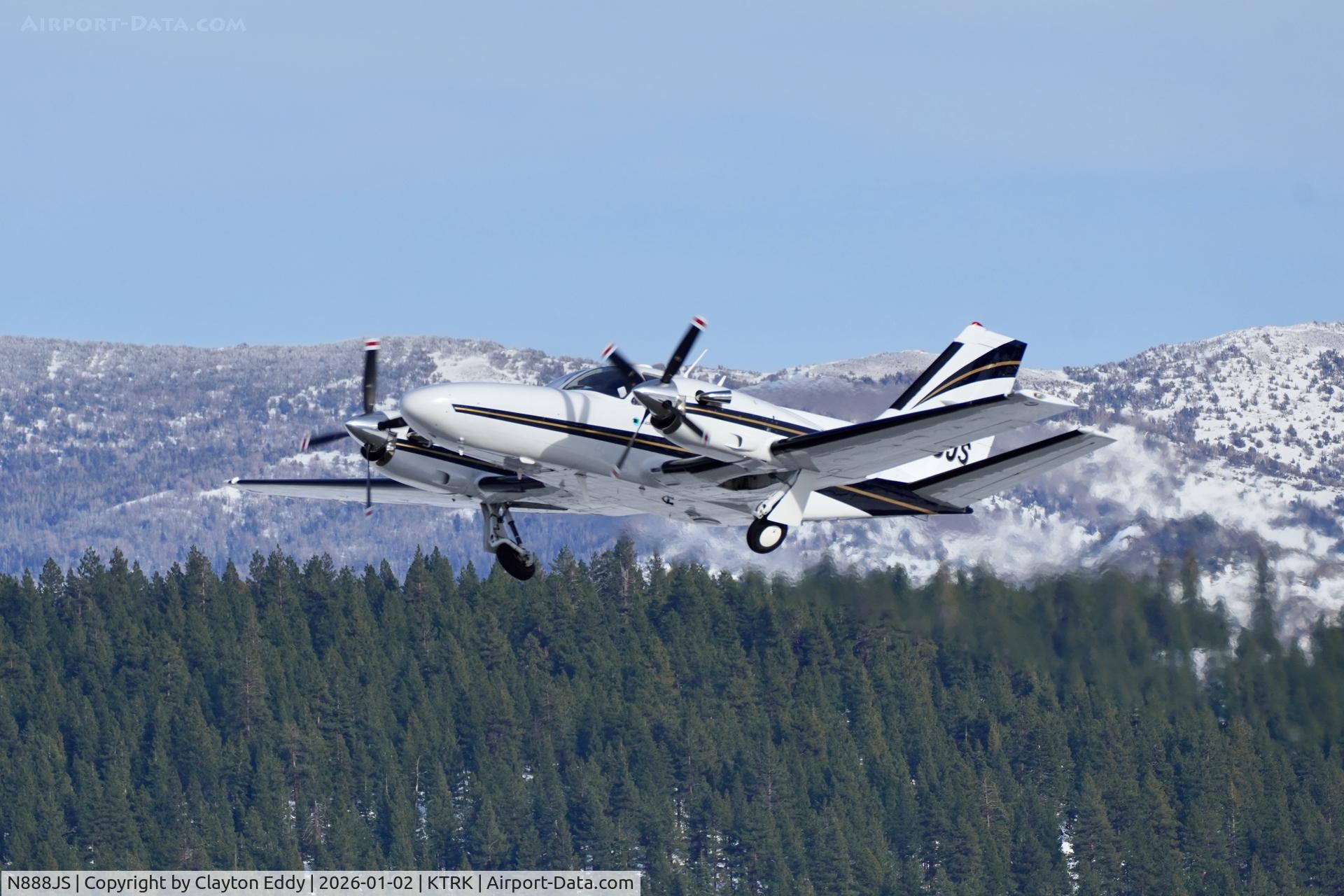 N888JS, 1984 Cessna 425 Conquest I C/N 425-0215, Truckee Tahoe airport in California 2026