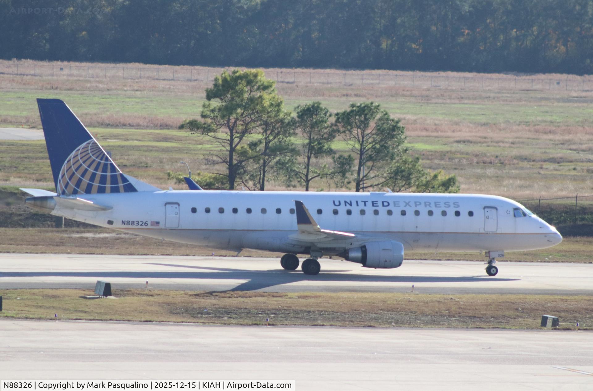N88326, 2015 Embraer 175LR (ERJ-170-200LR) C/N 17000478, ERJ-170-200LR