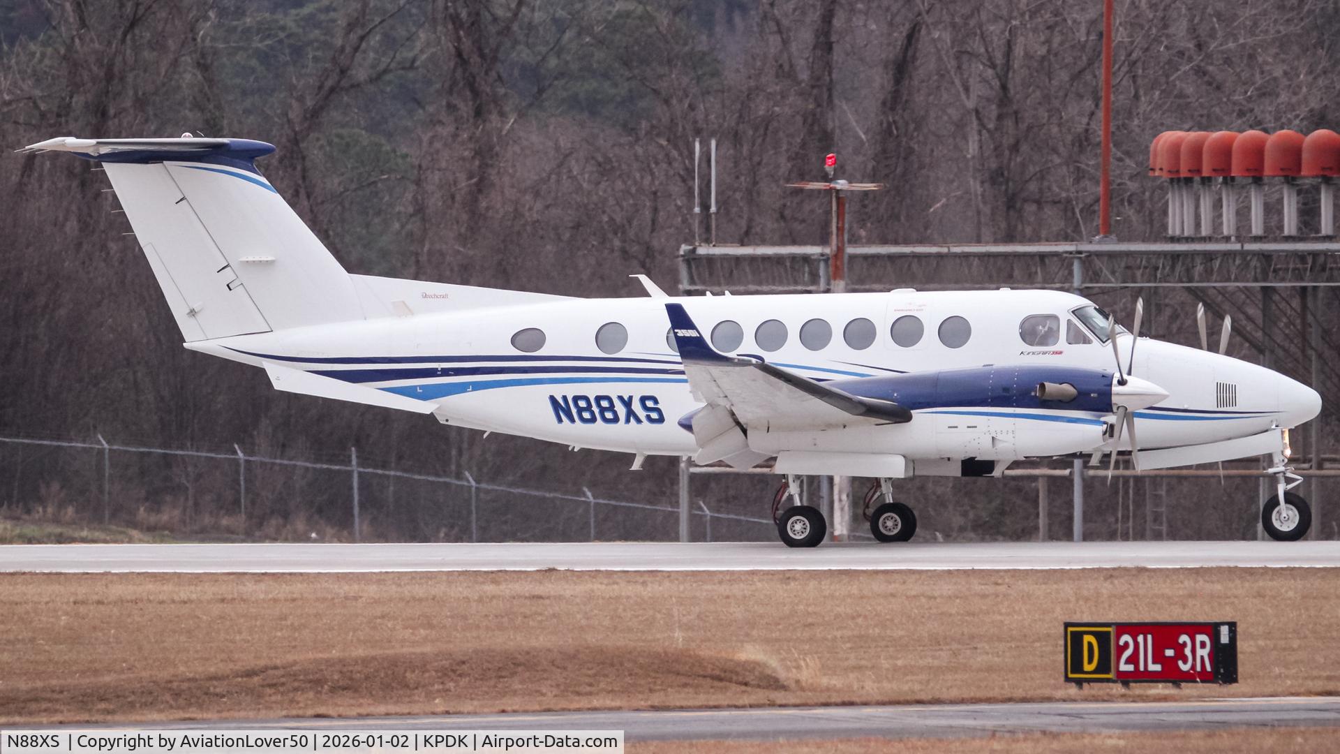N88XS, 1998 RotorWay Exec 162F C/N 6049, King Air 350i