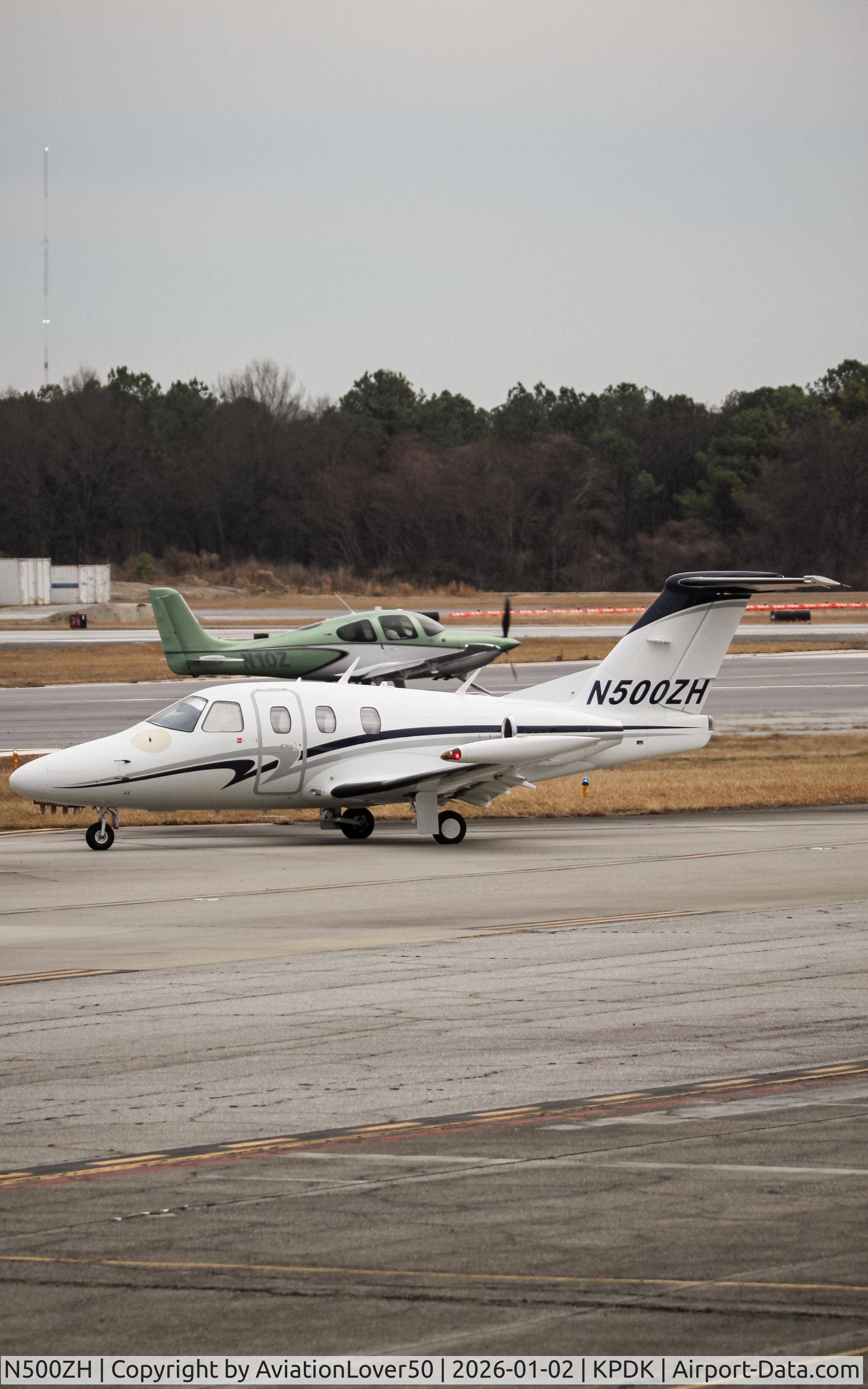N500ZH, 2008 Eclipse Aviation Corp EA500 C/N 000158, EA500